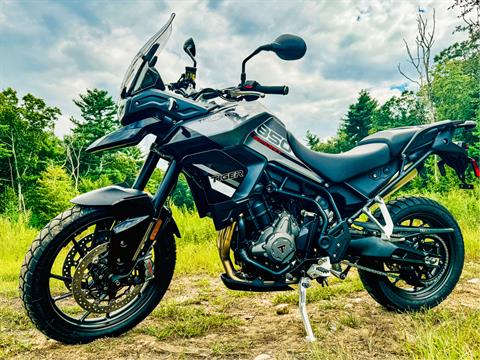 2024 Triumph Tiger 850 Sport in Enfield, Connecticut - Photo 38