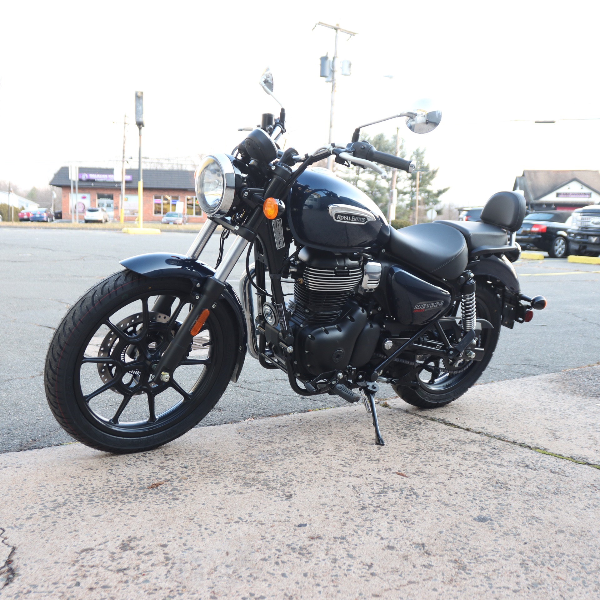 2022 Royal Enfield Meteor 350 in Enfield, Connecticut - Photo 17