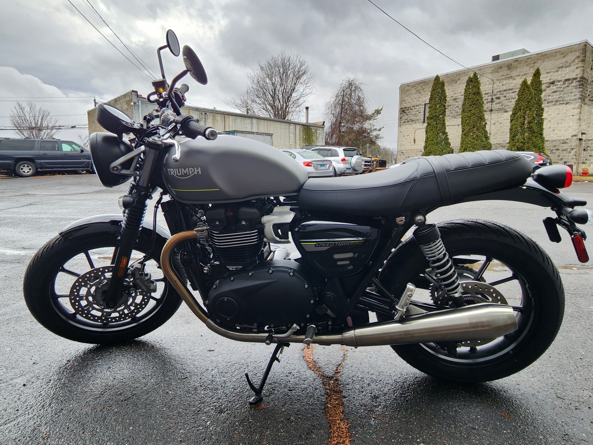 2023 Triumph Speed Twin 900 in Enfield, Connecticut - Photo 5