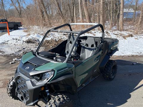 2023 Can-Am Commander DPS 700 in Enfield, Connecticut - Photo 5