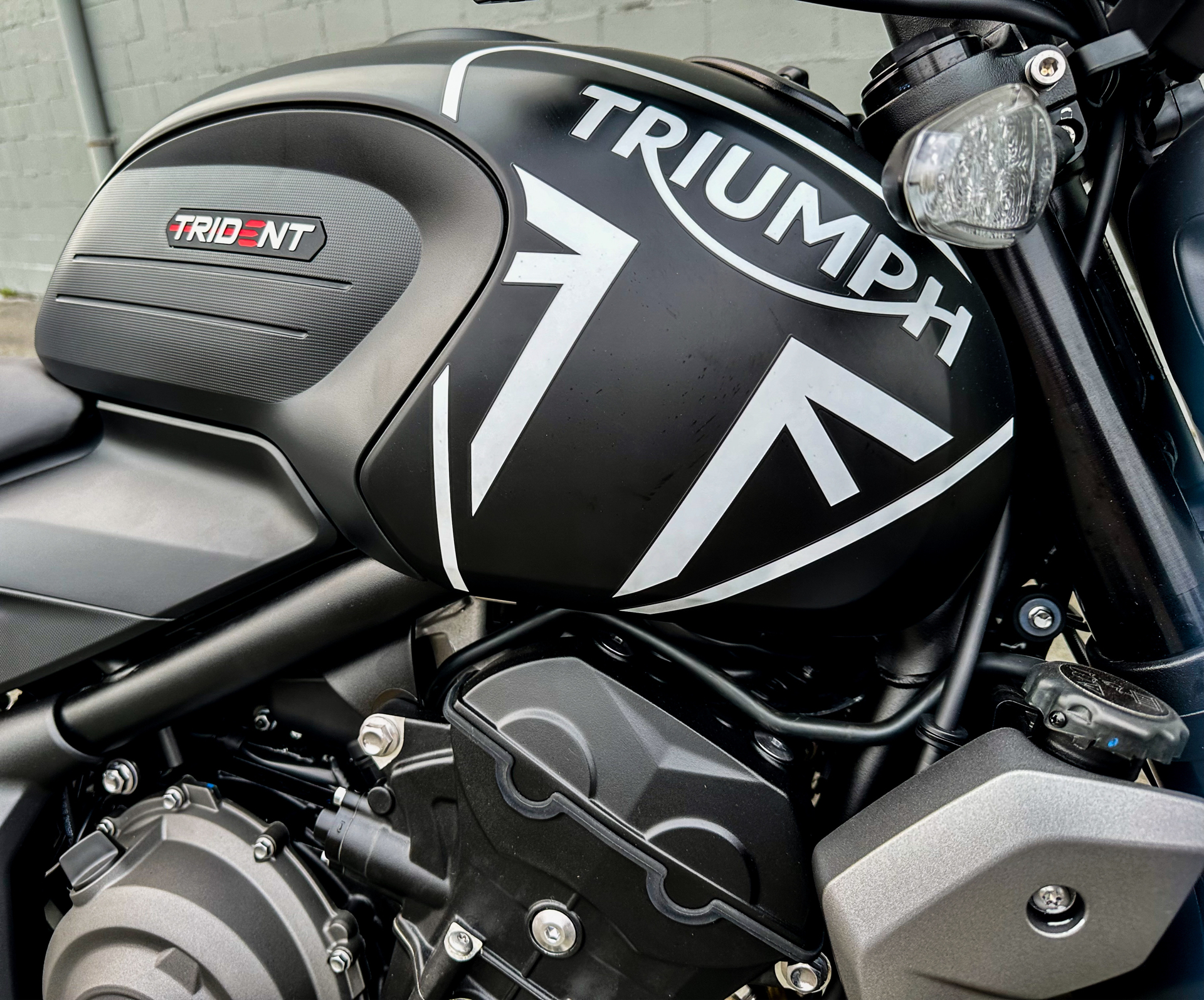 2024 Triumph Trident 660 in Enfield, Connecticut - Photo 16