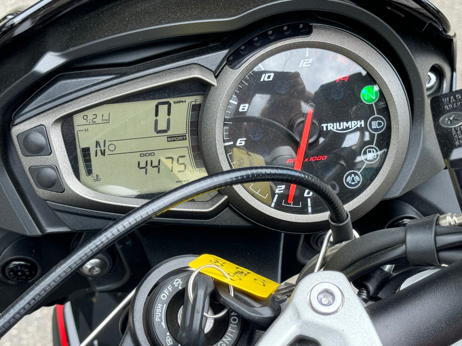 2021 Triumph Street Triple R in Enfield, Connecticut - Photo 2