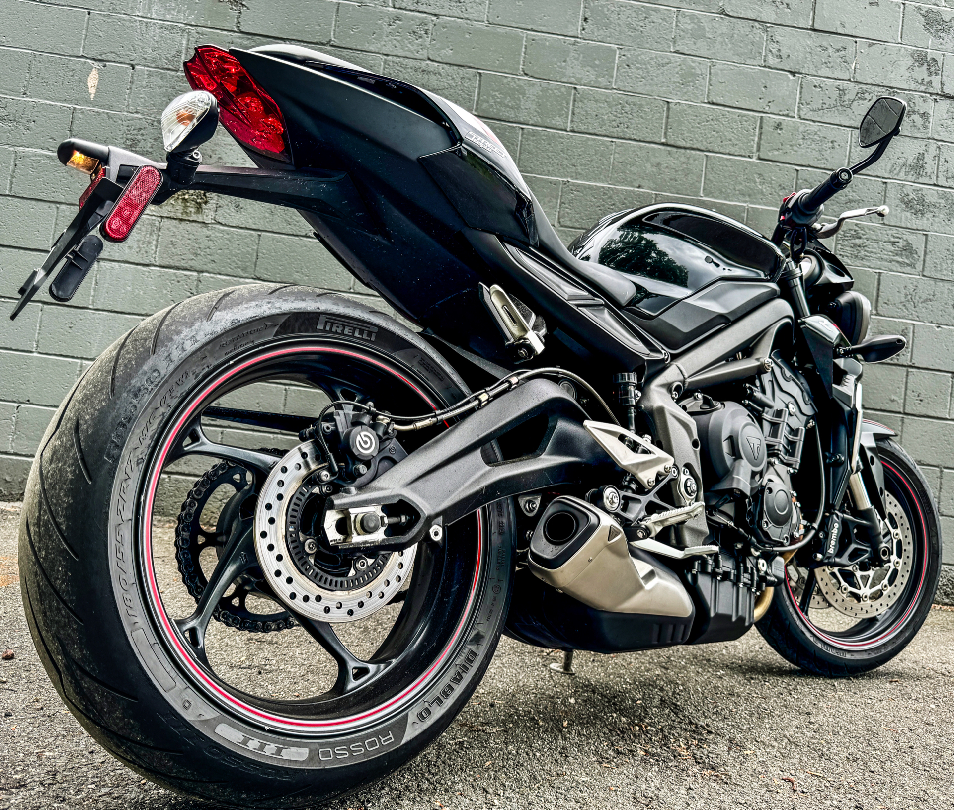 2021 Triumph Street Triple R in Enfield, Connecticut - Photo 3