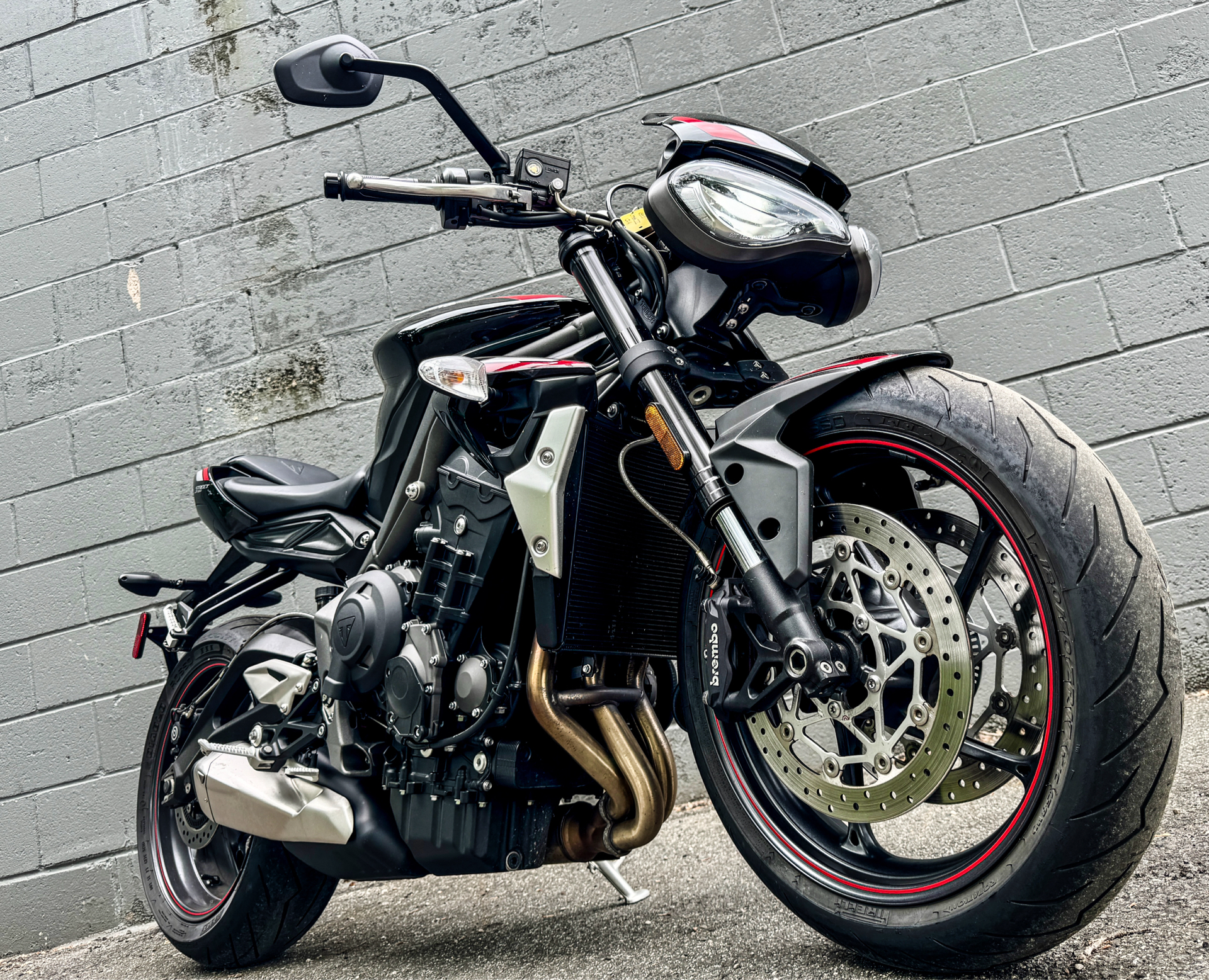 2021 Triumph Street Triple R in Enfield, Connecticut - Photo 15