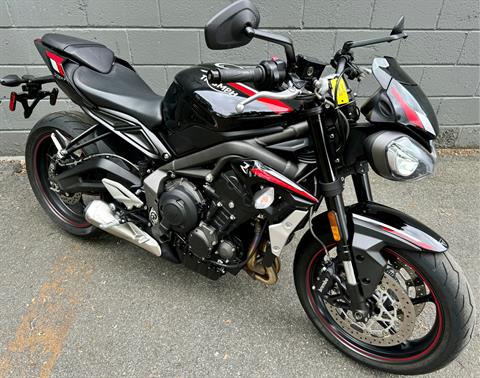 2021 Triumph Street Triple R in Enfield, Connecticut - Photo 7