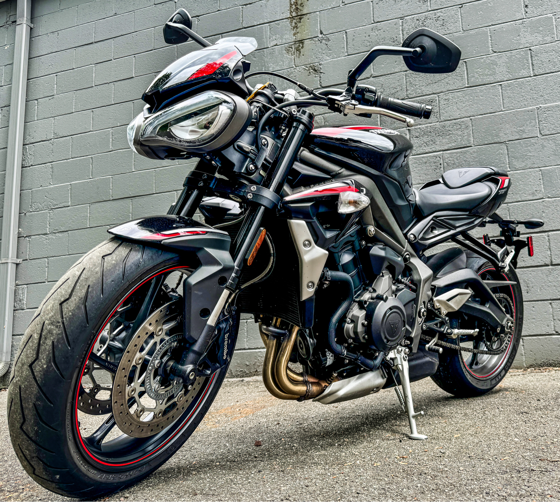 2021 Triumph Street Triple R in Enfield, Connecticut - Photo 5