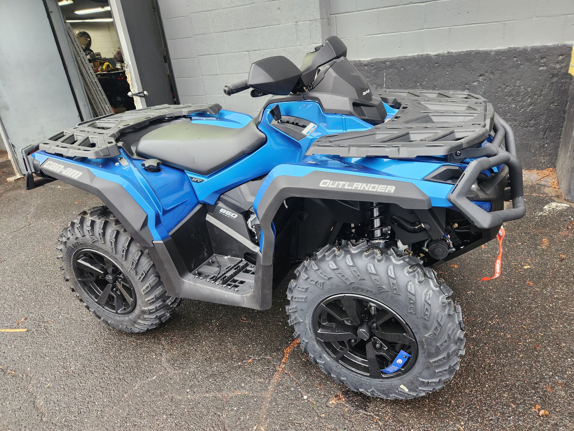 2023 Can-Am Outlander XT 850 in Enfield, Connecticut - Photo 1