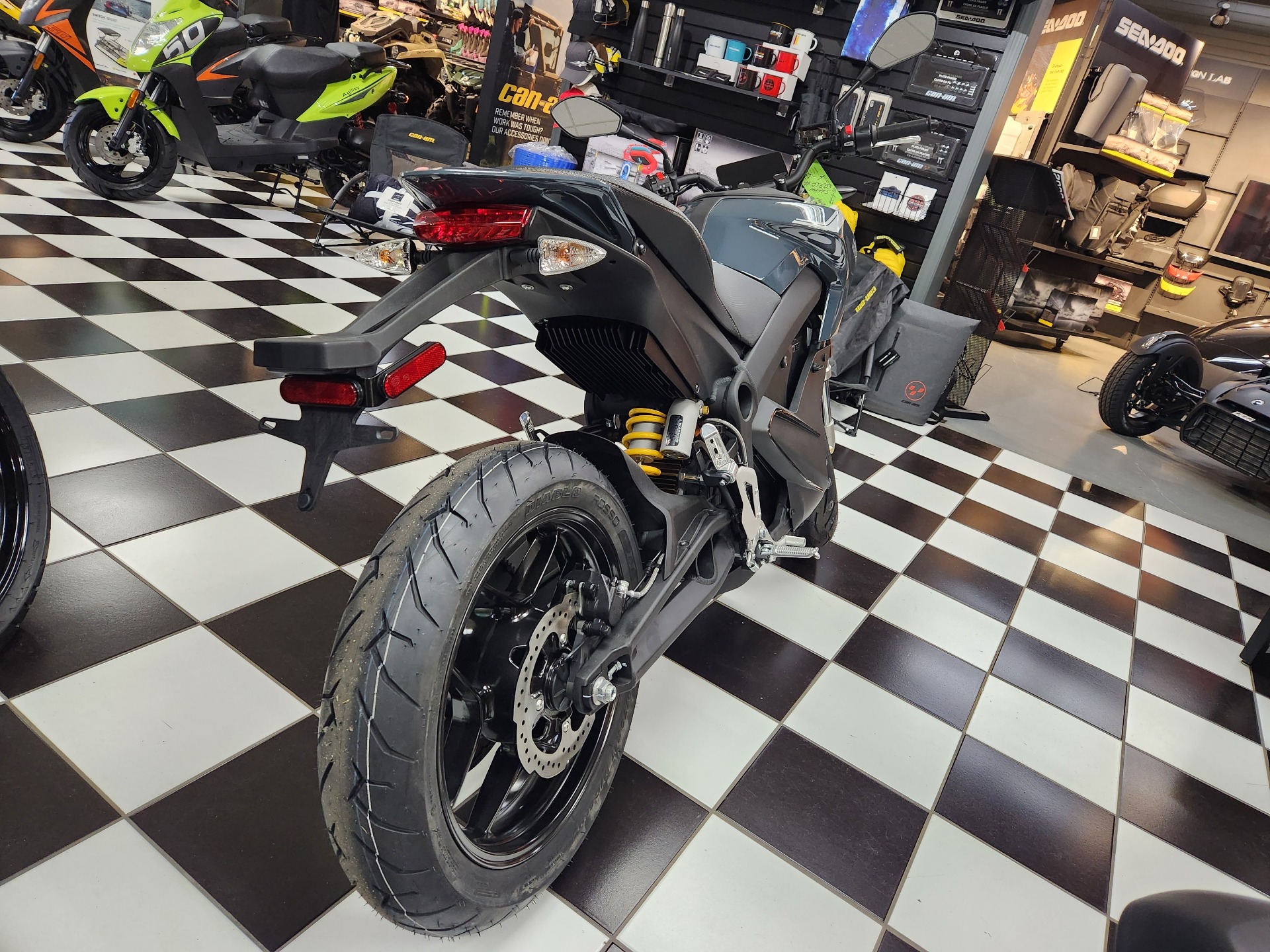 2023 Zero Motorcycles S ZF7.2 in Enfield, Connecticut - Photo 6