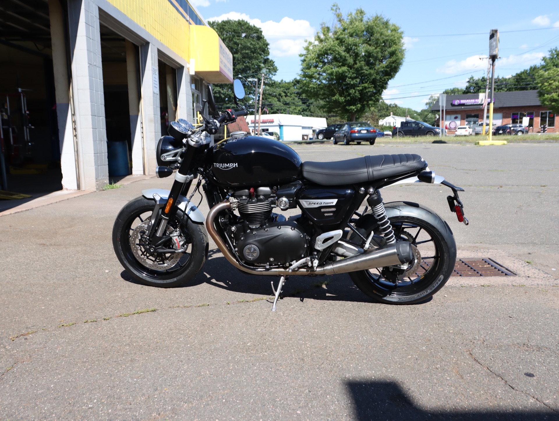 2022 Triumph Speed Twin in Enfield, Connecticut - Photo 6