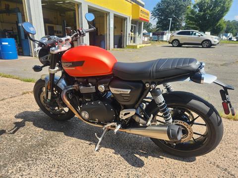 2023 Triumph Speed Twin 1200 in Enfield, Connecticut - Photo 6