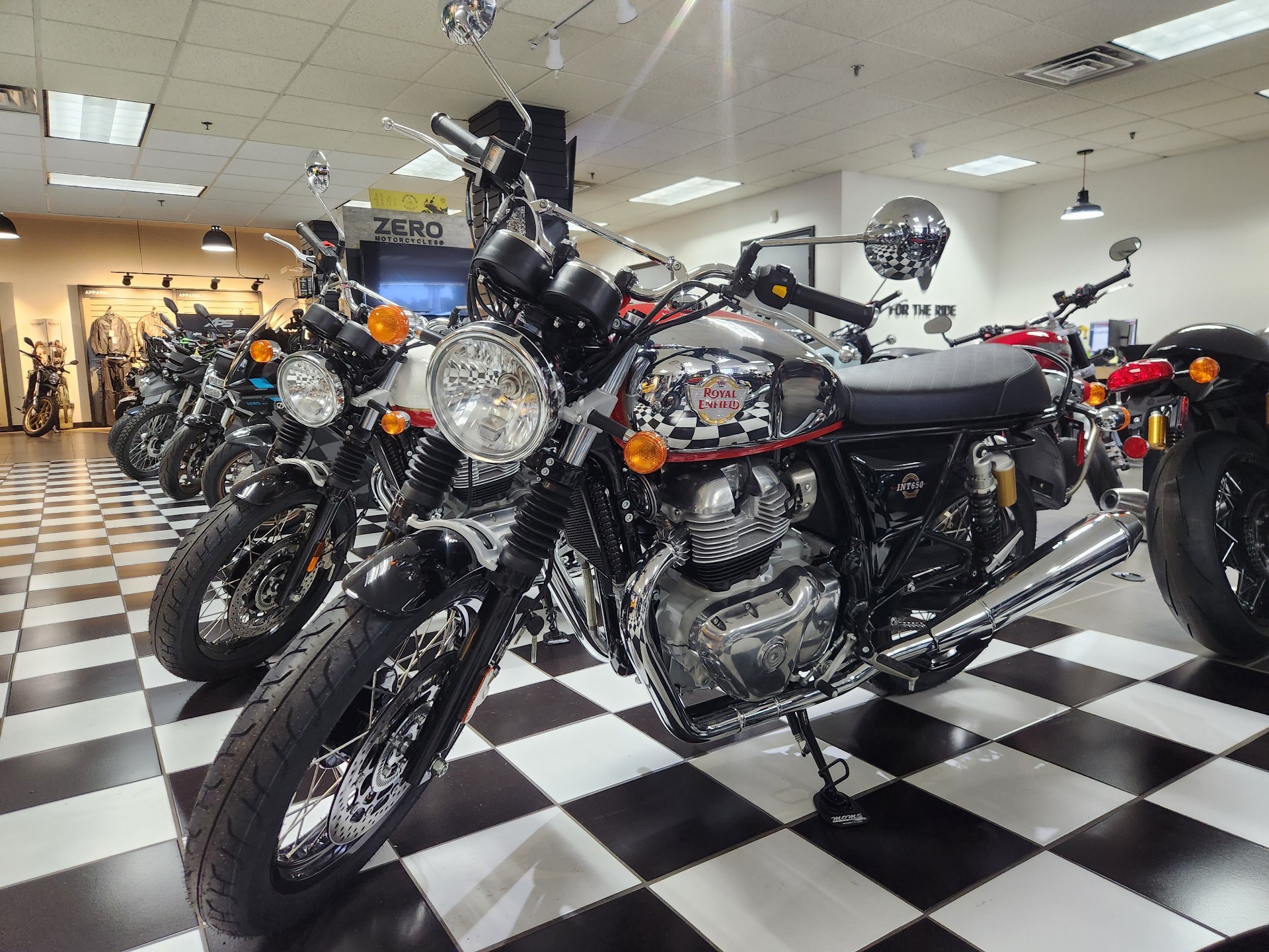 2023 Royal Enfield INT650 in Enfield, Connecticut - Photo 3