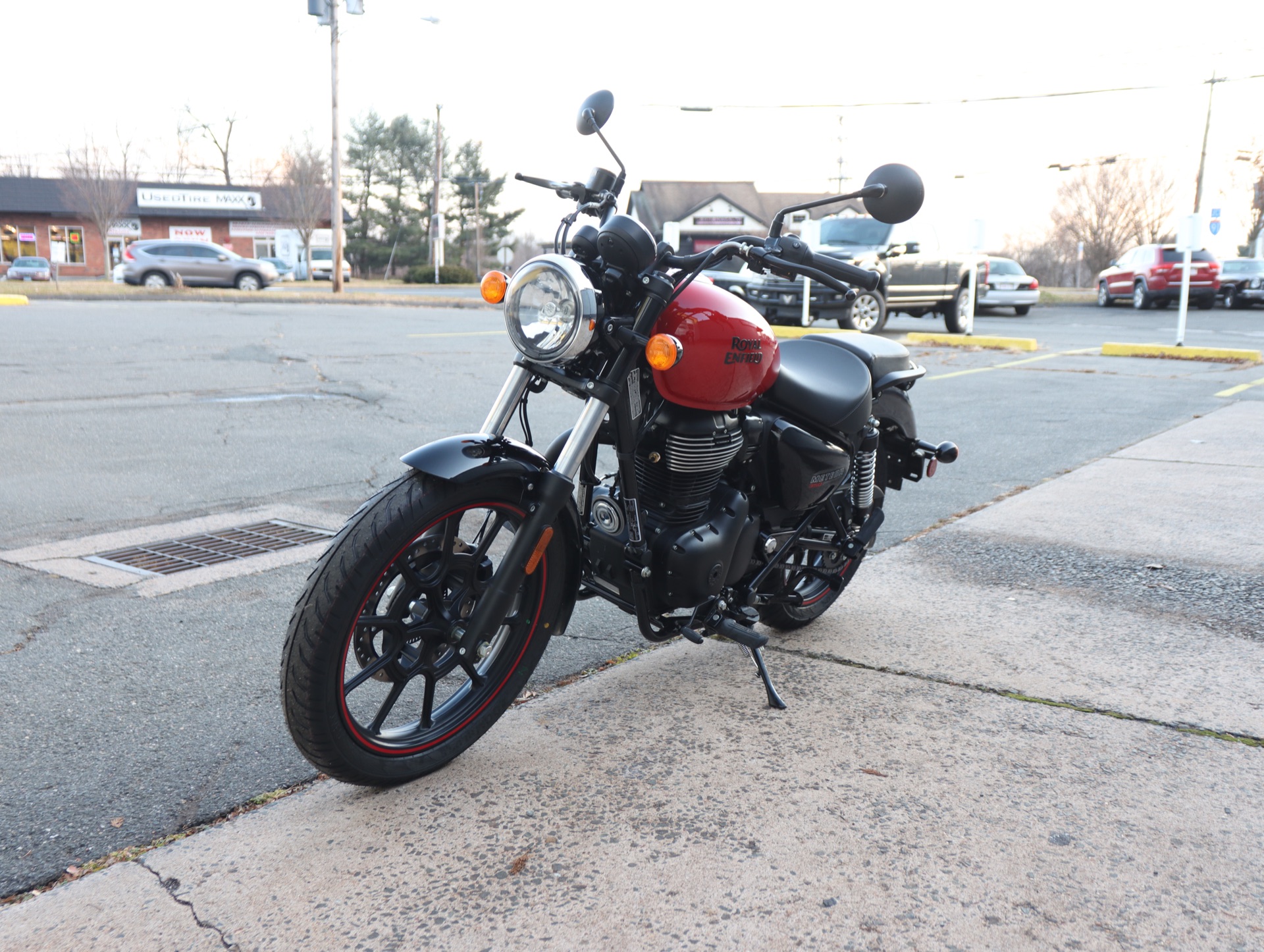 2022 Royal Enfield Meteor 350 in Enfield, Connecticut - Photo 14