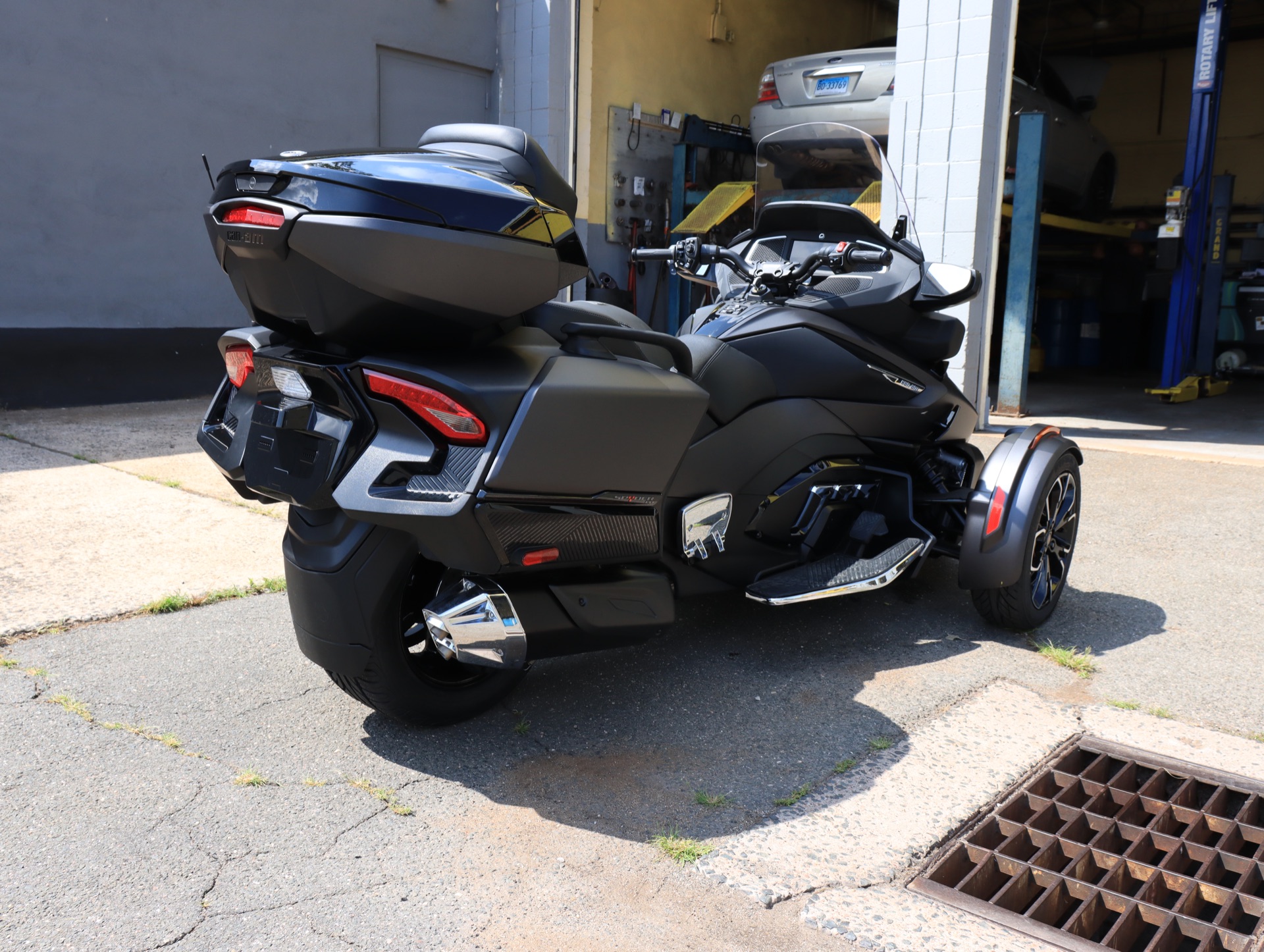 2022 Can-Am Spyder RT Limited in Enfield, Connecticut - Photo 3