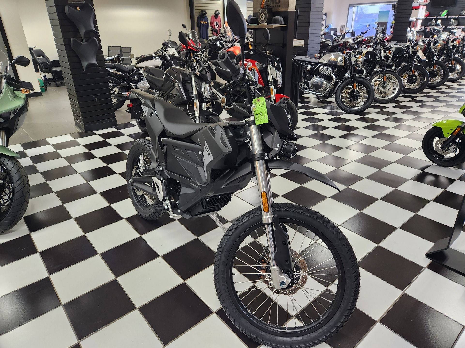 2023 Zero Motorcycles FXE ZF7.2 Integrated in Enfield, Connecticut - Photo 2