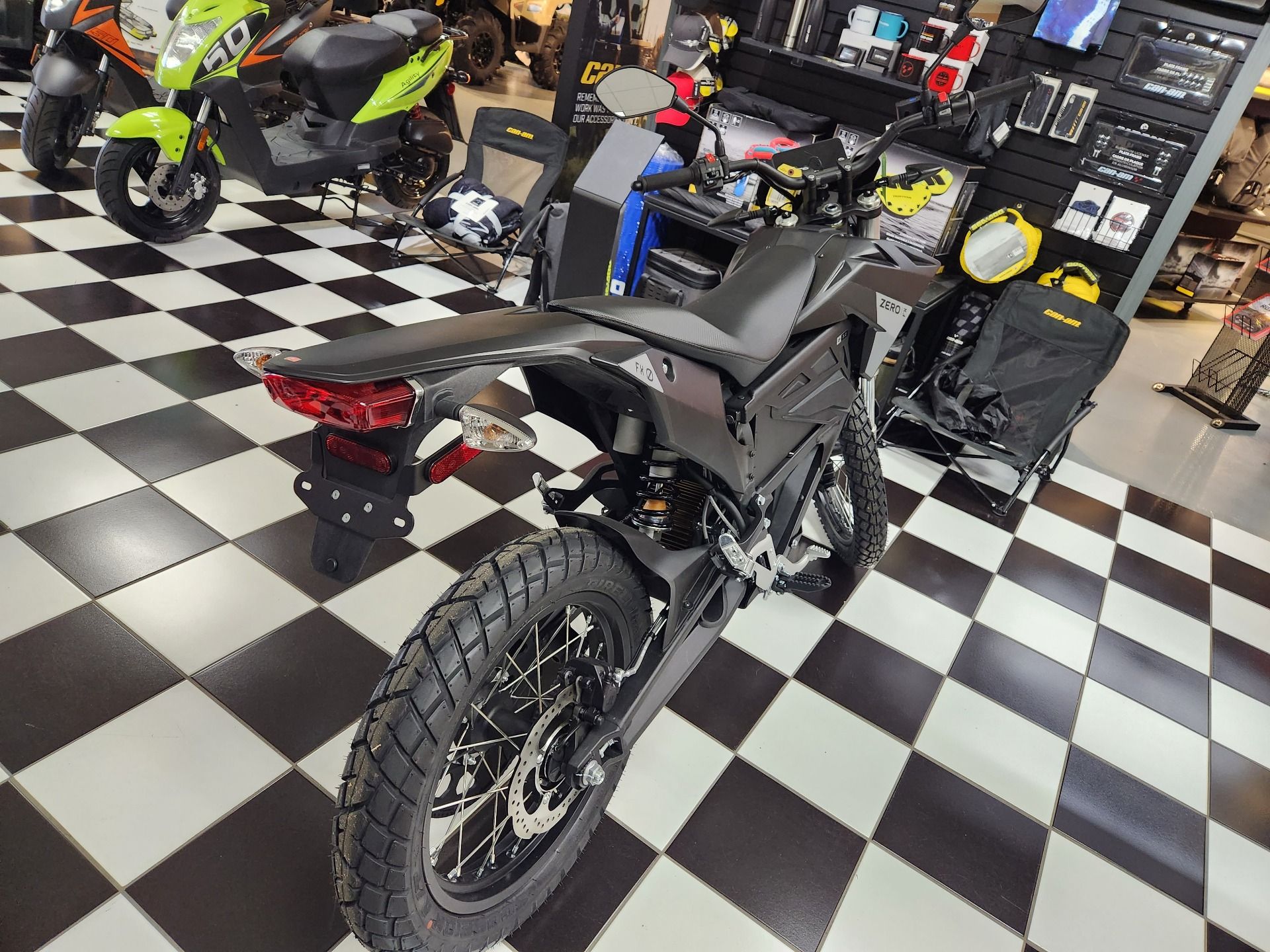 2023 Zero Motorcycles FXE ZF7.2 Integrated in Enfield, Connecticut - Photo 6