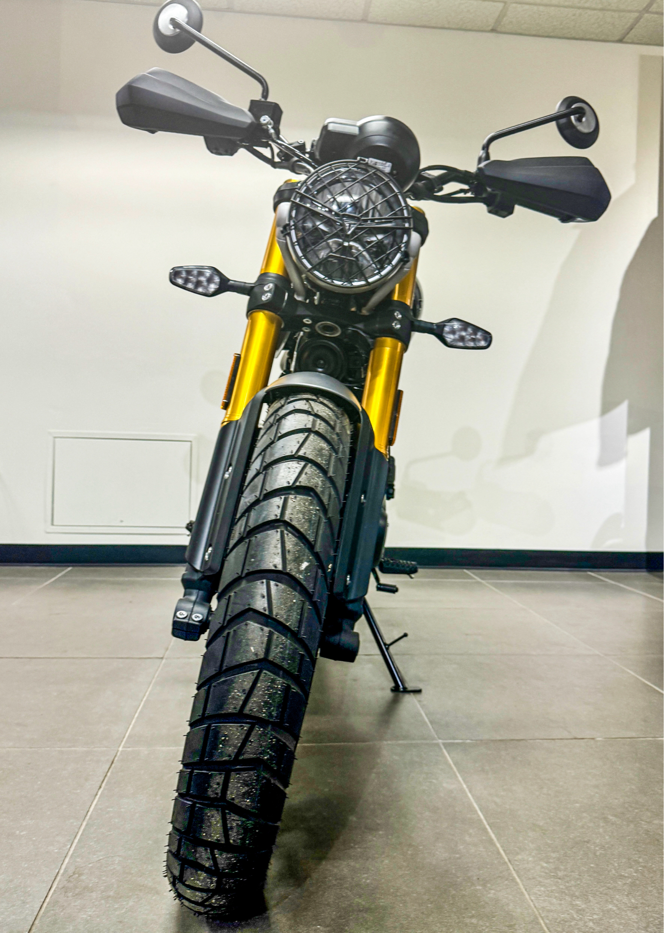 2024 Triumph Scrambler 400 X in Enfield, Connecticut - Photo 10