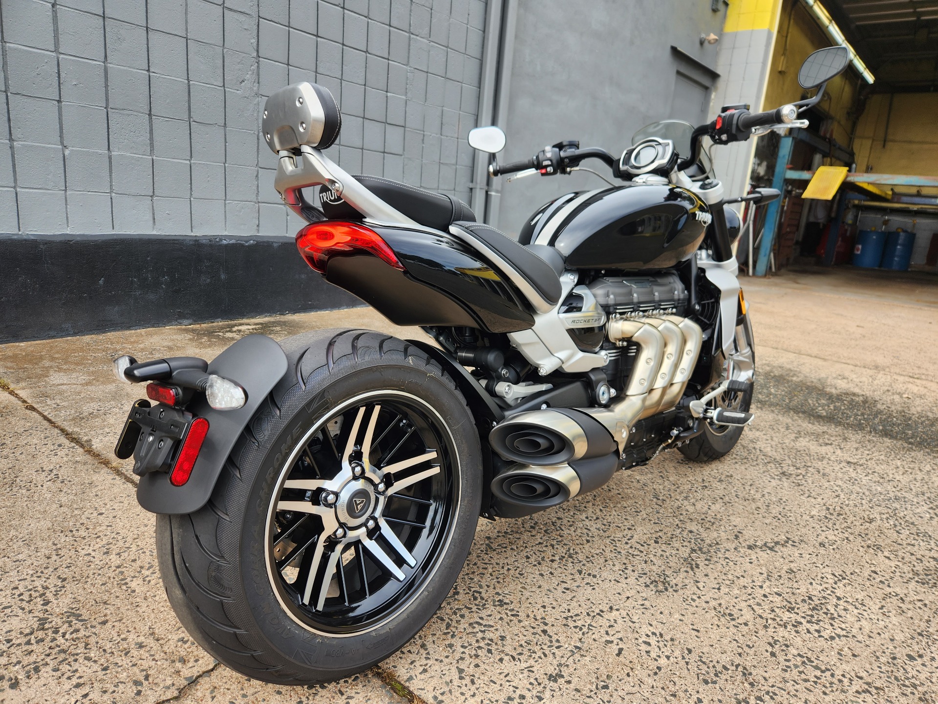 2022 Triumph Rocket 3 GT in Enfield, Connecticut - Photo 8