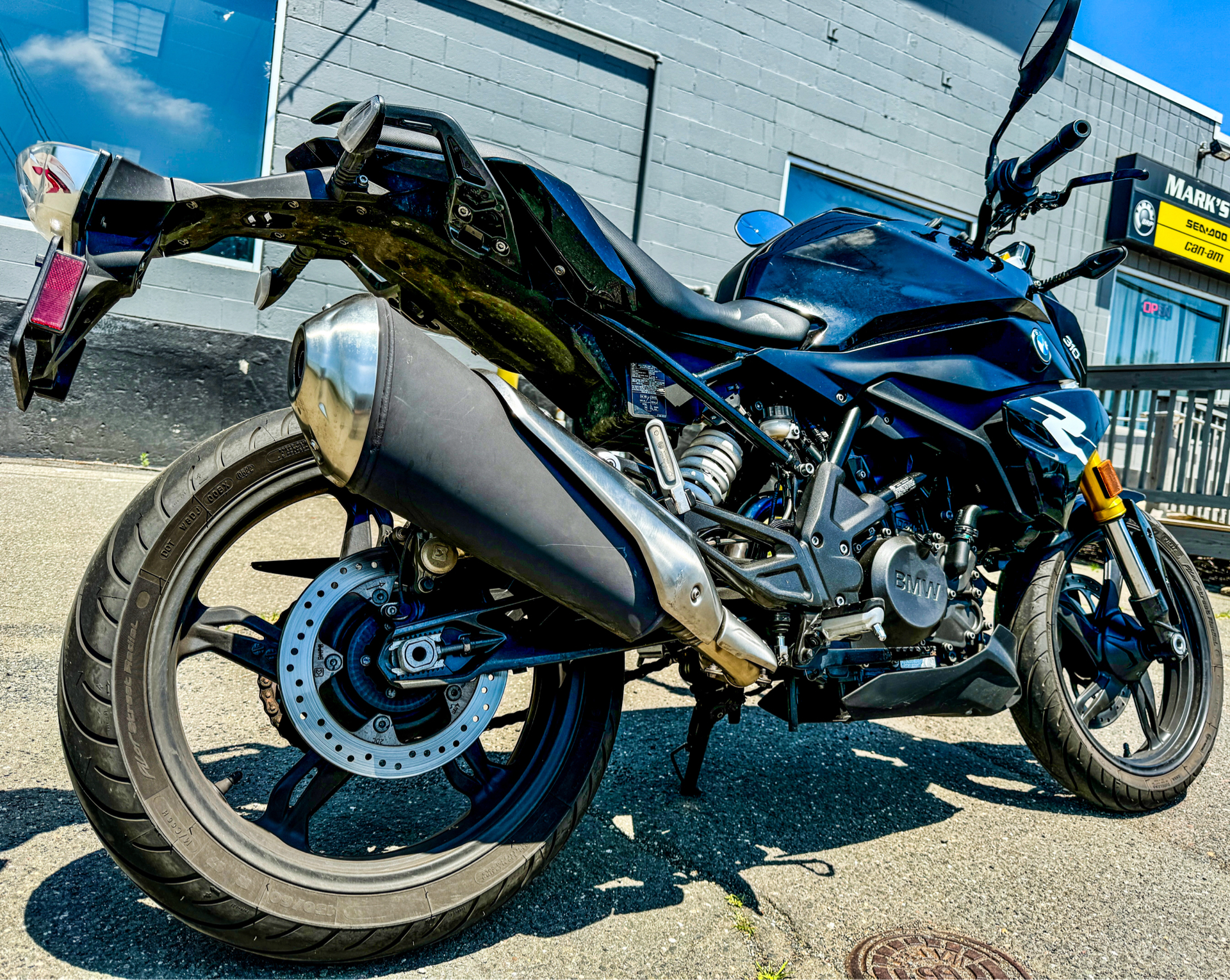 2022 BMW G 310 R in Enfield, Connecticut - Photo 13