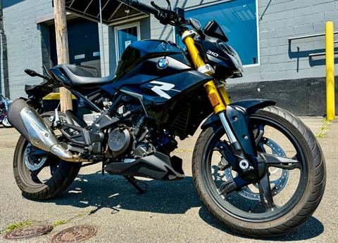 2022 BMW G 310 R in Enfield, Connecticut - Photo 6