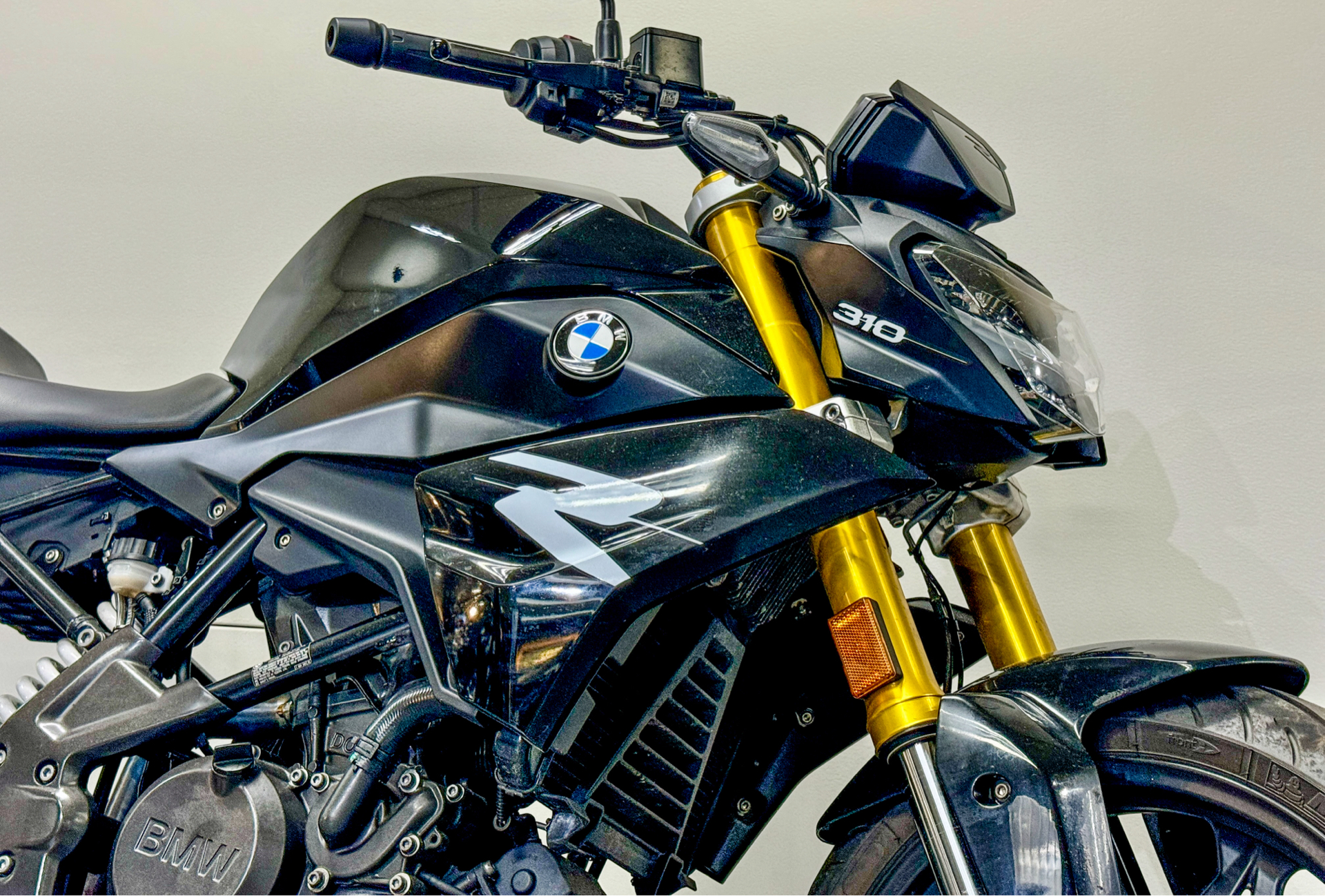 2022 BMW G 310 R in Enfield, Connecticut - Photo 8