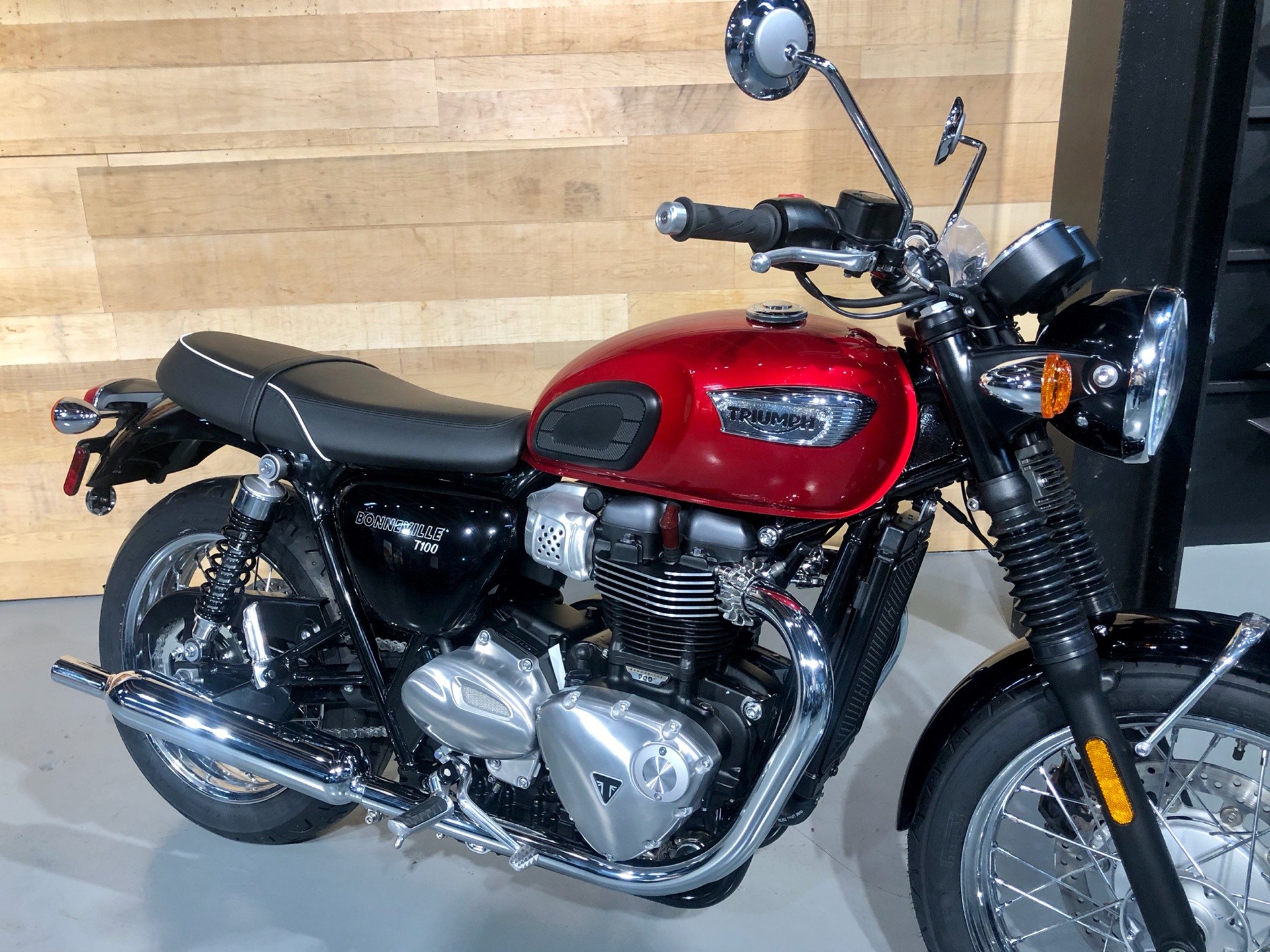 New 2020 Triumph Bonneville T100 Motorcycles in Enfield, CT | Stock