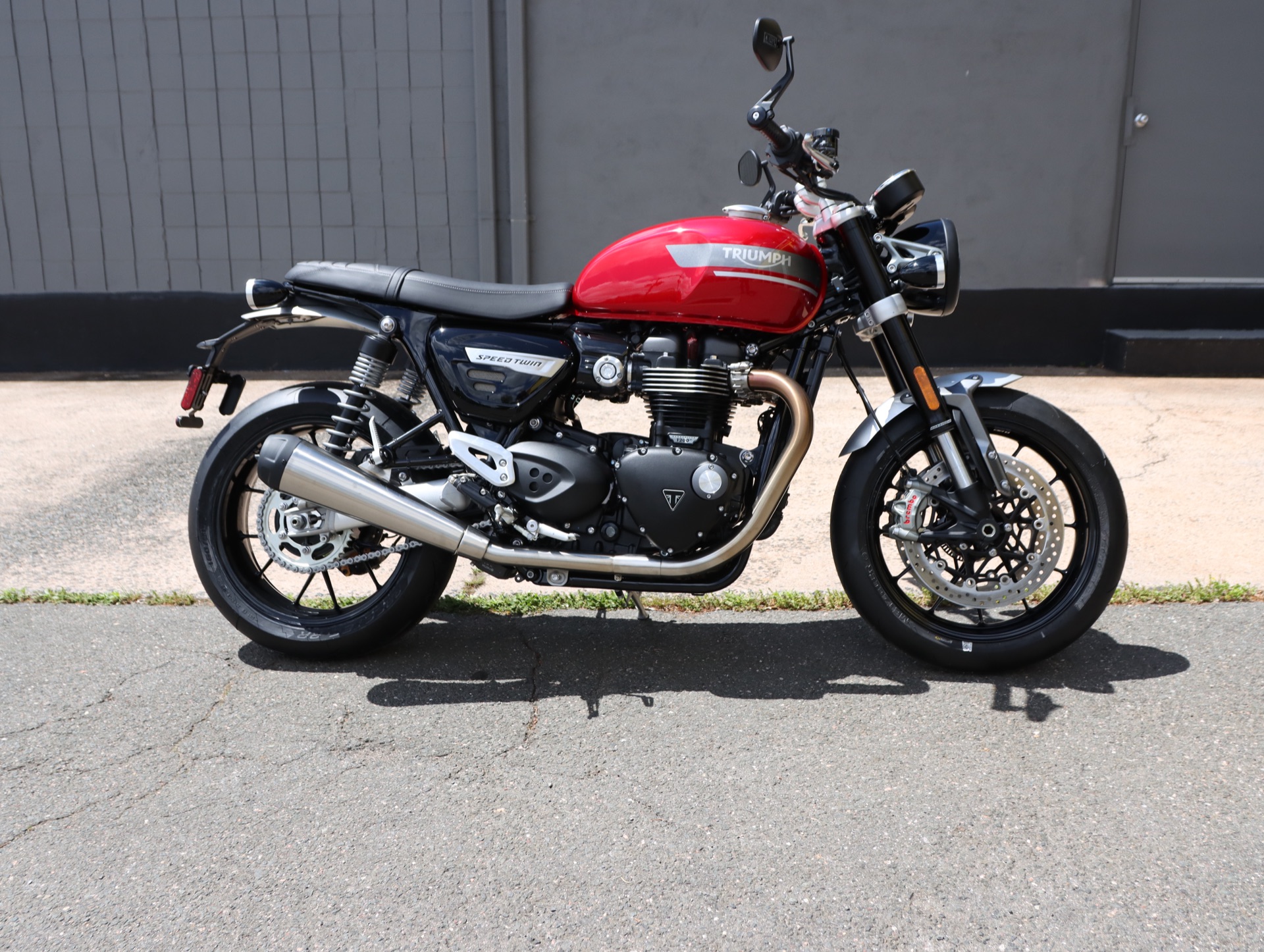 2022 Triumph Speed Twin in Enfield, Connecticut - Photo 2