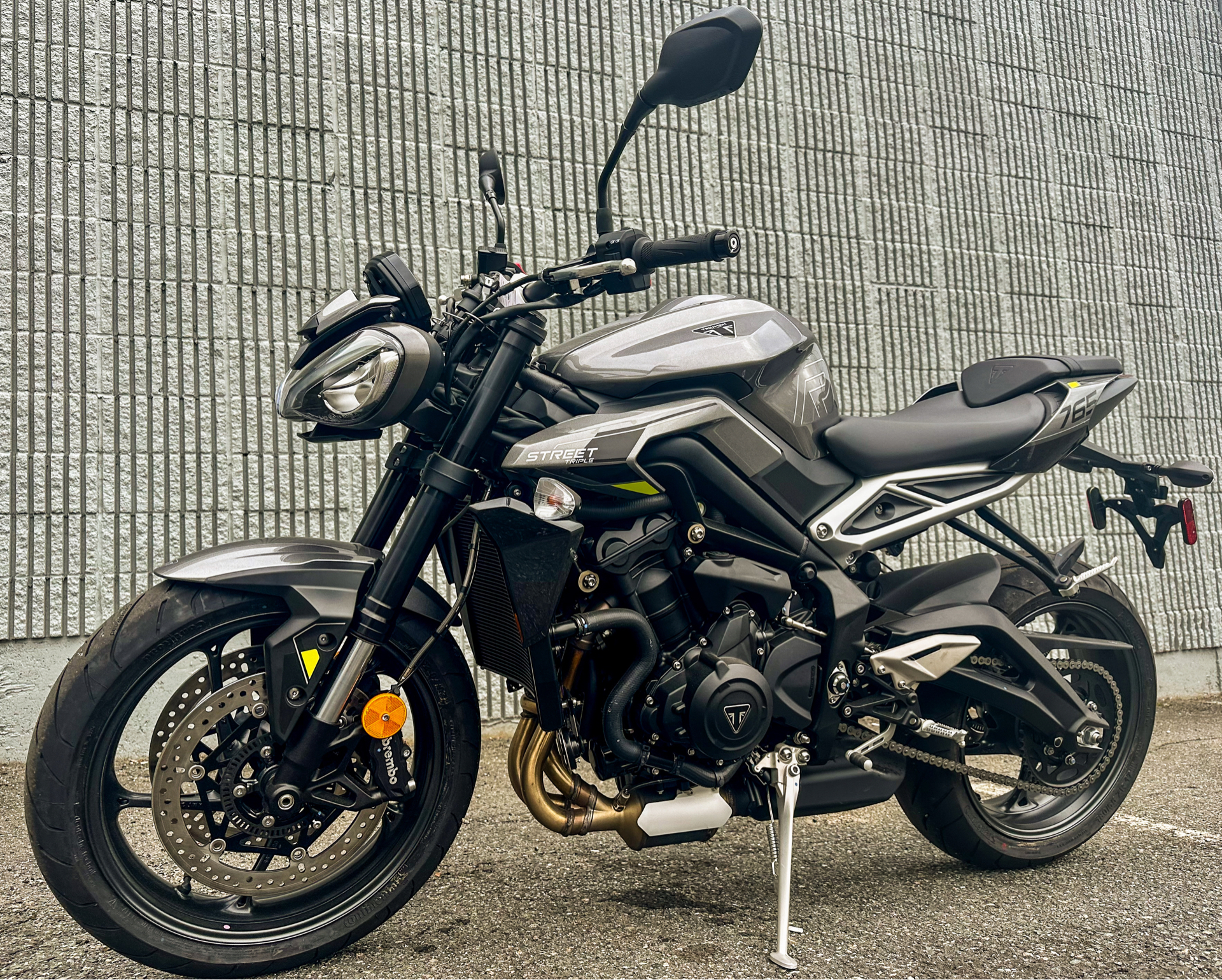 2024 Triumph Street Triple 765 R in Enfield, Connecticut - Photo 10