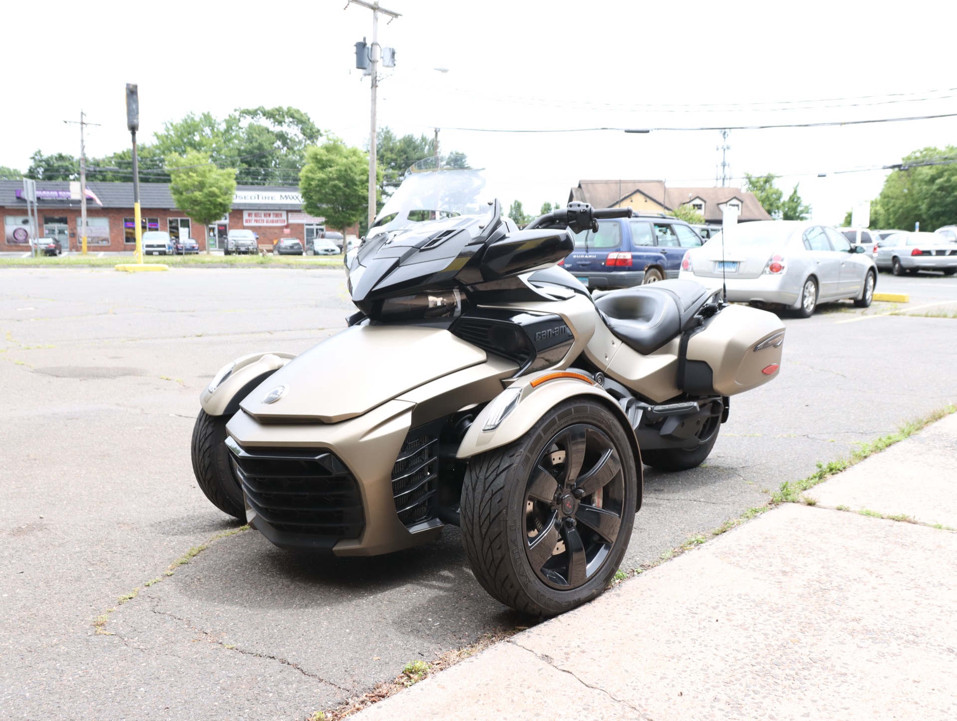 2019 Can-Am Spyder F3-T in Enfield, Connecticut - Photo 7