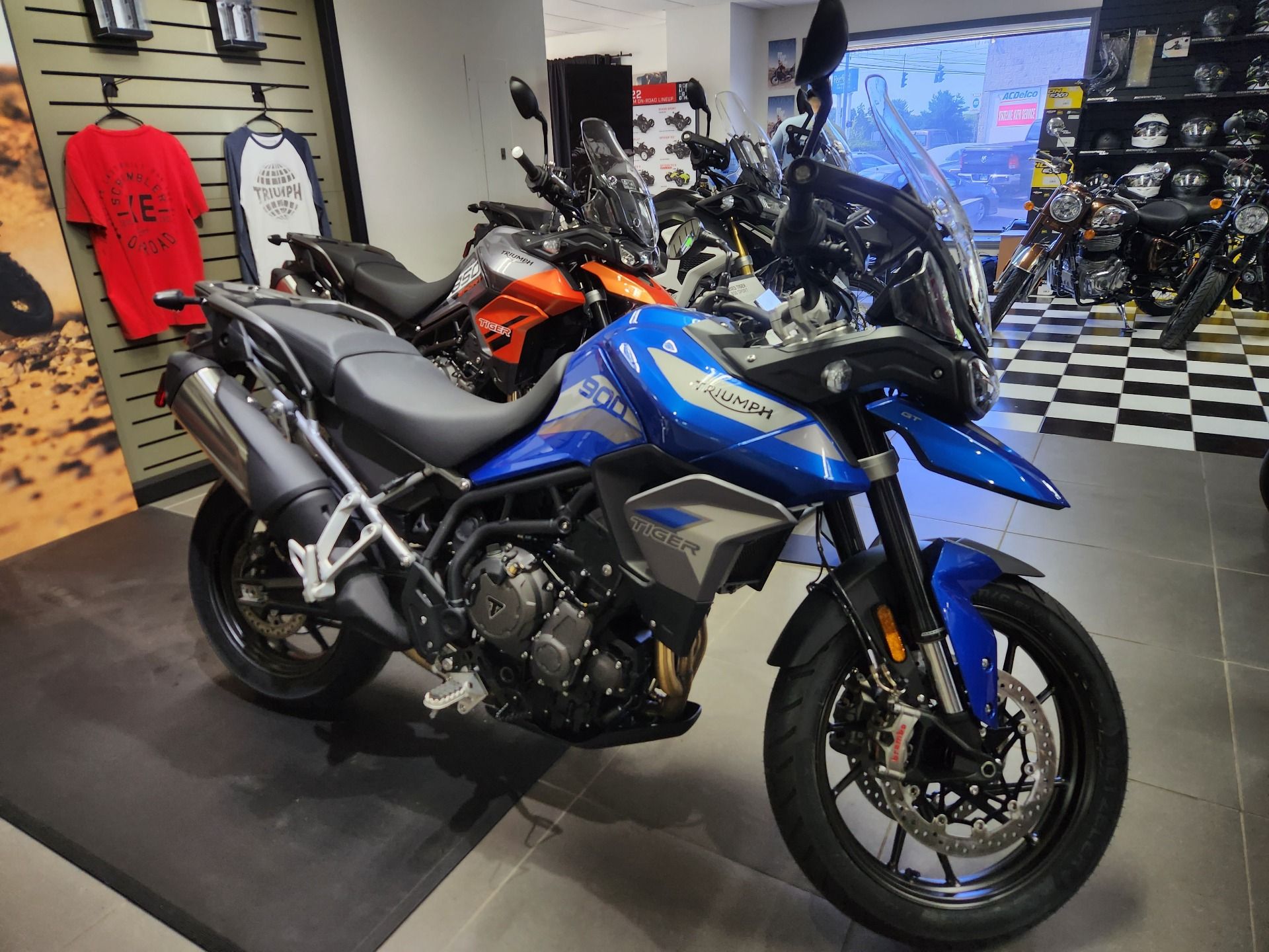 2023 Triumph Tiger 900 GT Low in Enfield, Connecticut - Photo 1