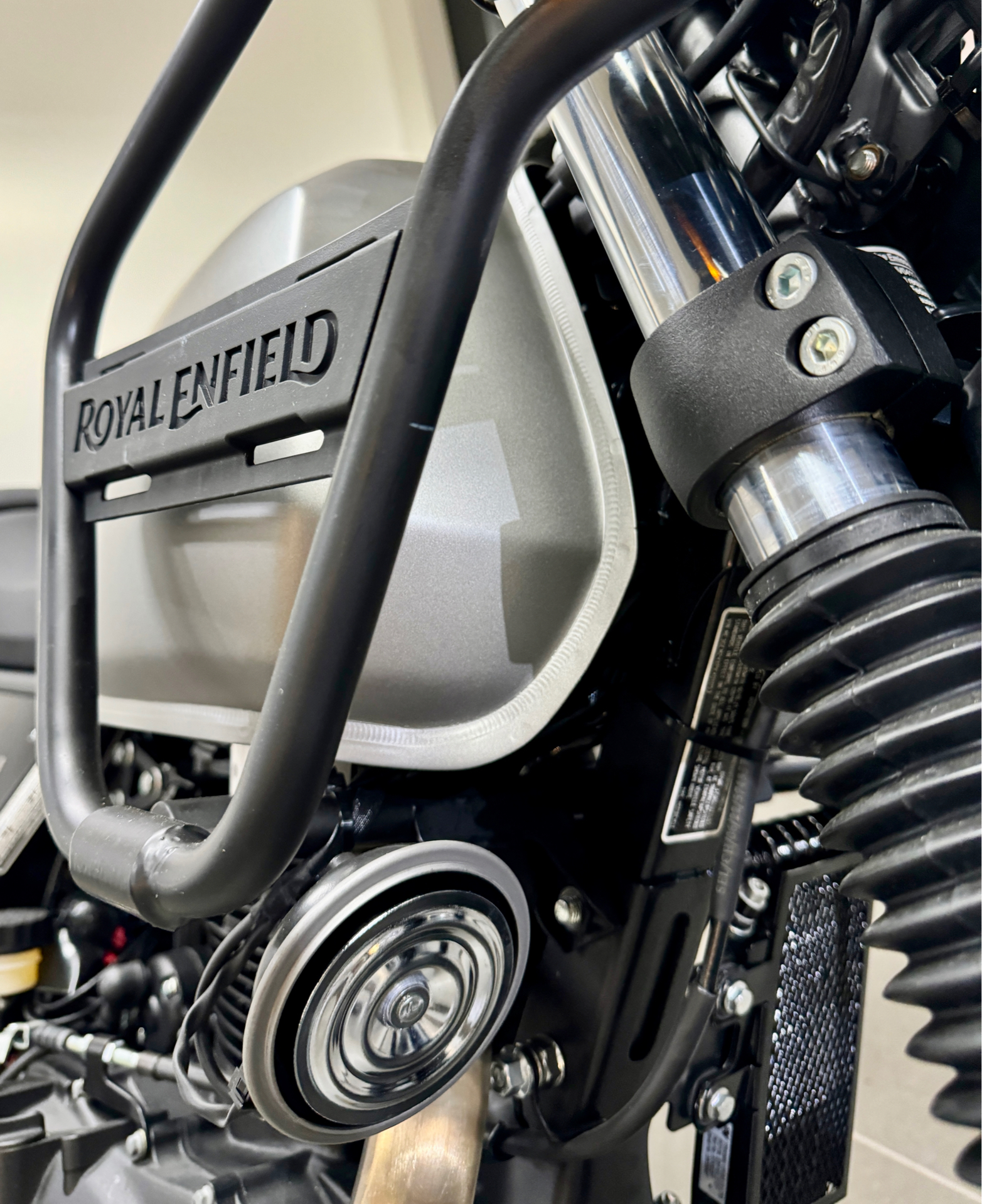 2023 Royal Enfield Himalayan in Enfield, Connecticut - Photo 20