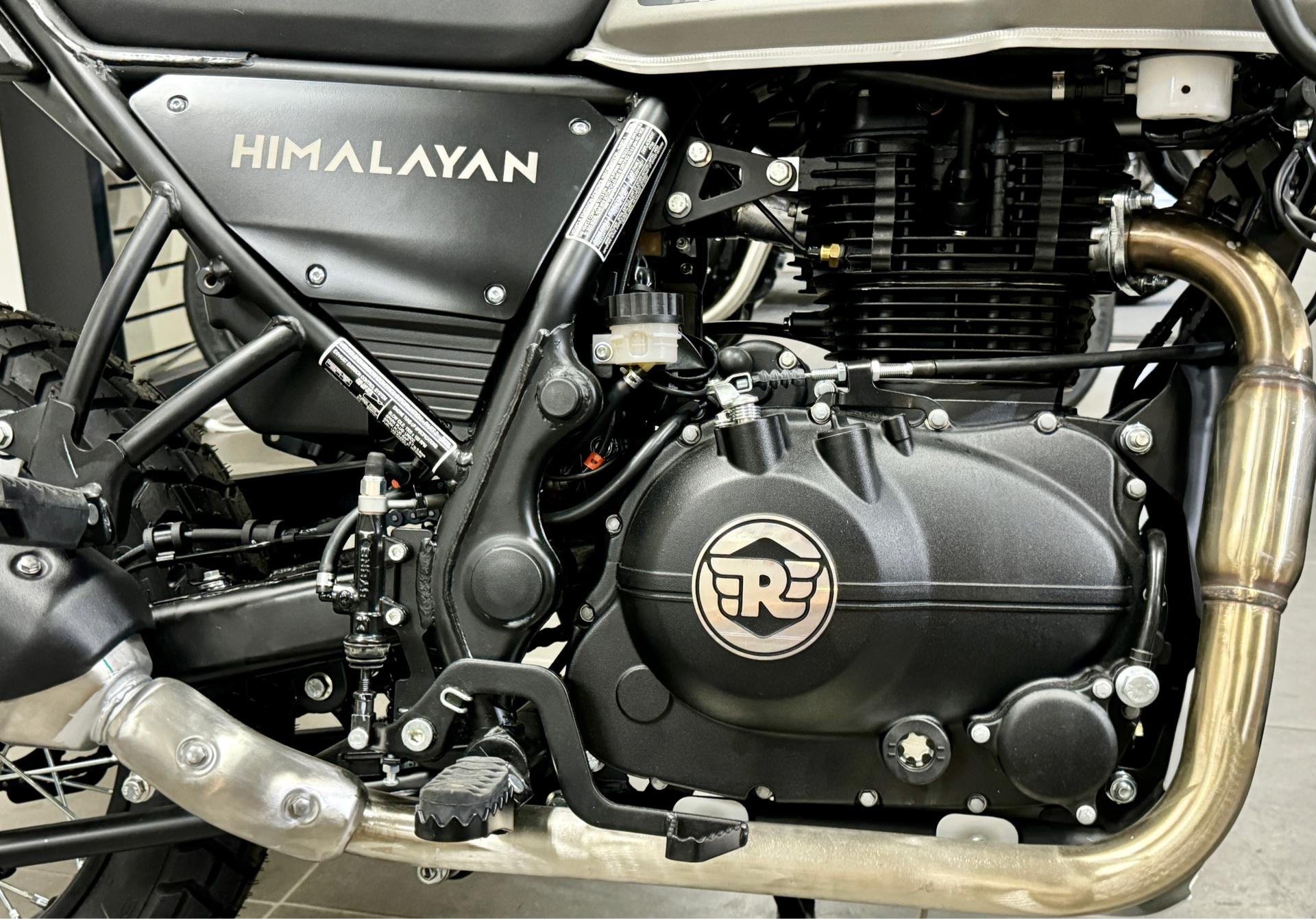 2023 Royal Enfield Himalayan in Enfield, Connecticut - Photo 28