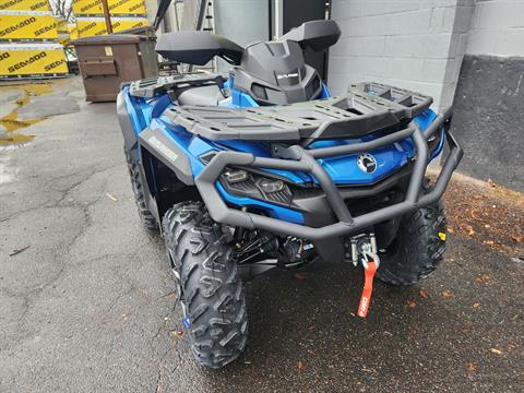 2023 Can-Am OUTLANDER XT 850 in Enfield, Connecticut - Photo 2