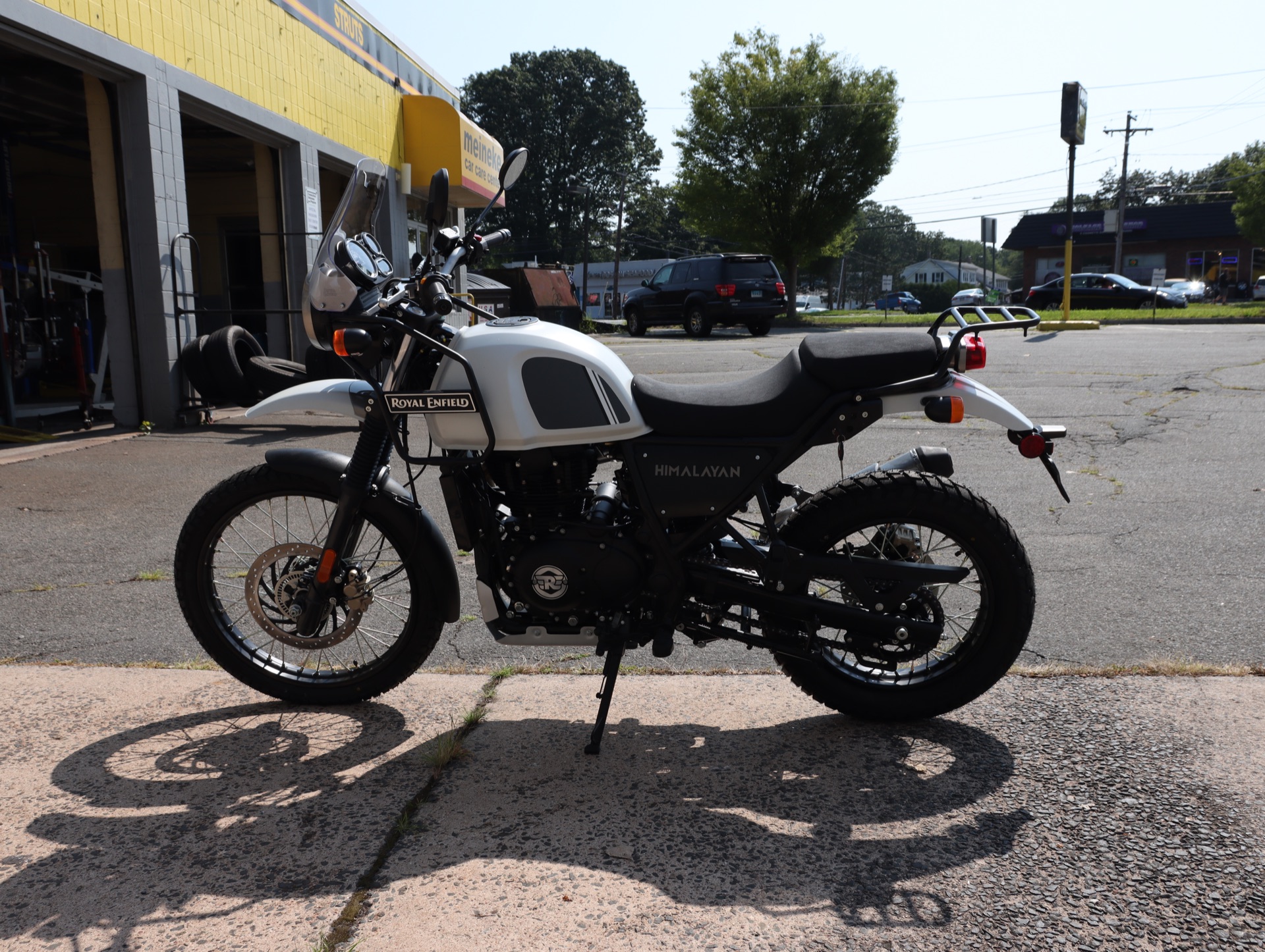 2021 Royal Enfield Himalayan 411 EFI ABS in Enfield, Connecticut - Photo 6