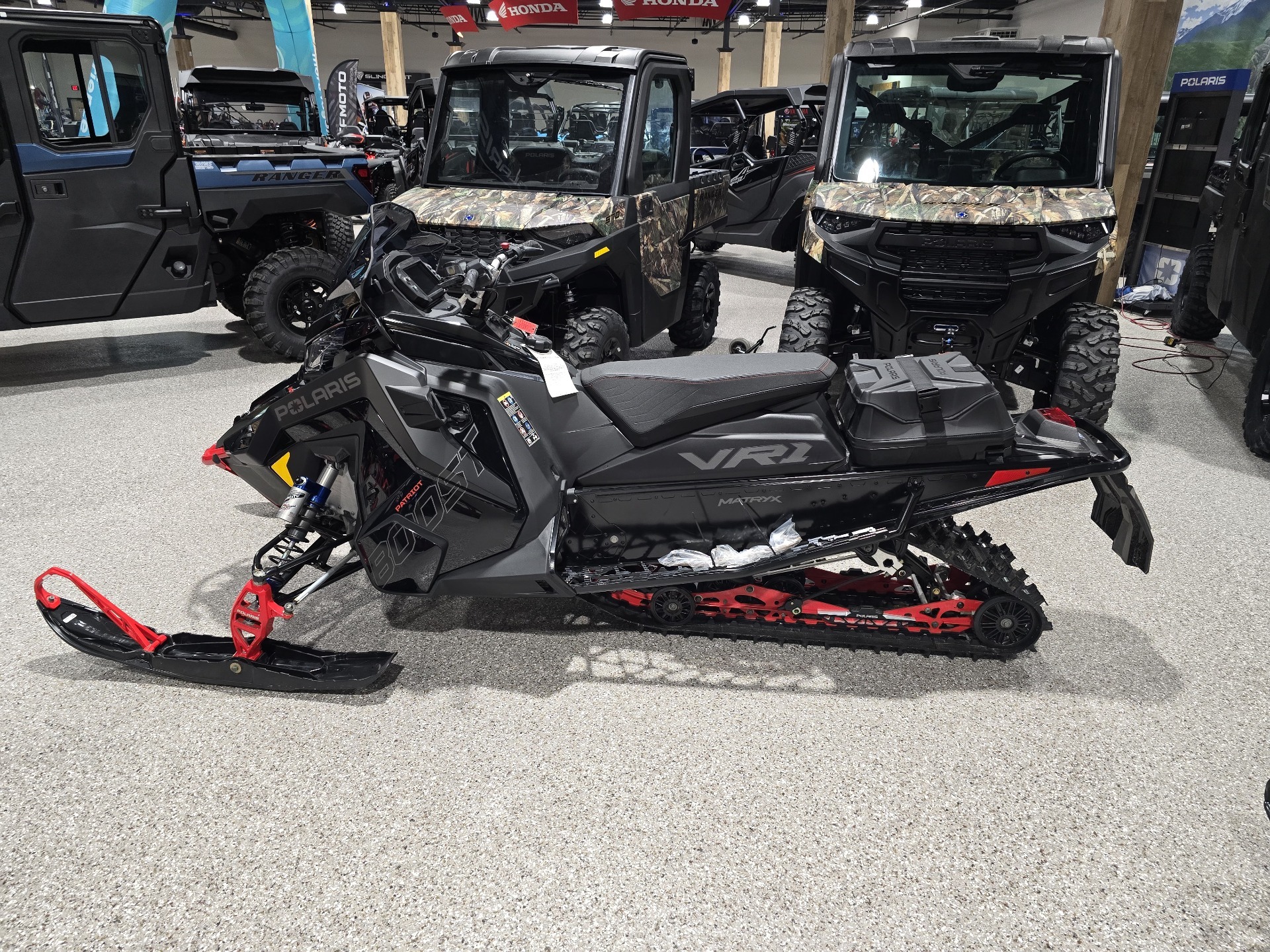 2023 Polaris Patriot Boost Indy VR1 137 SC in Gorham, New Hampshire - Photo 8