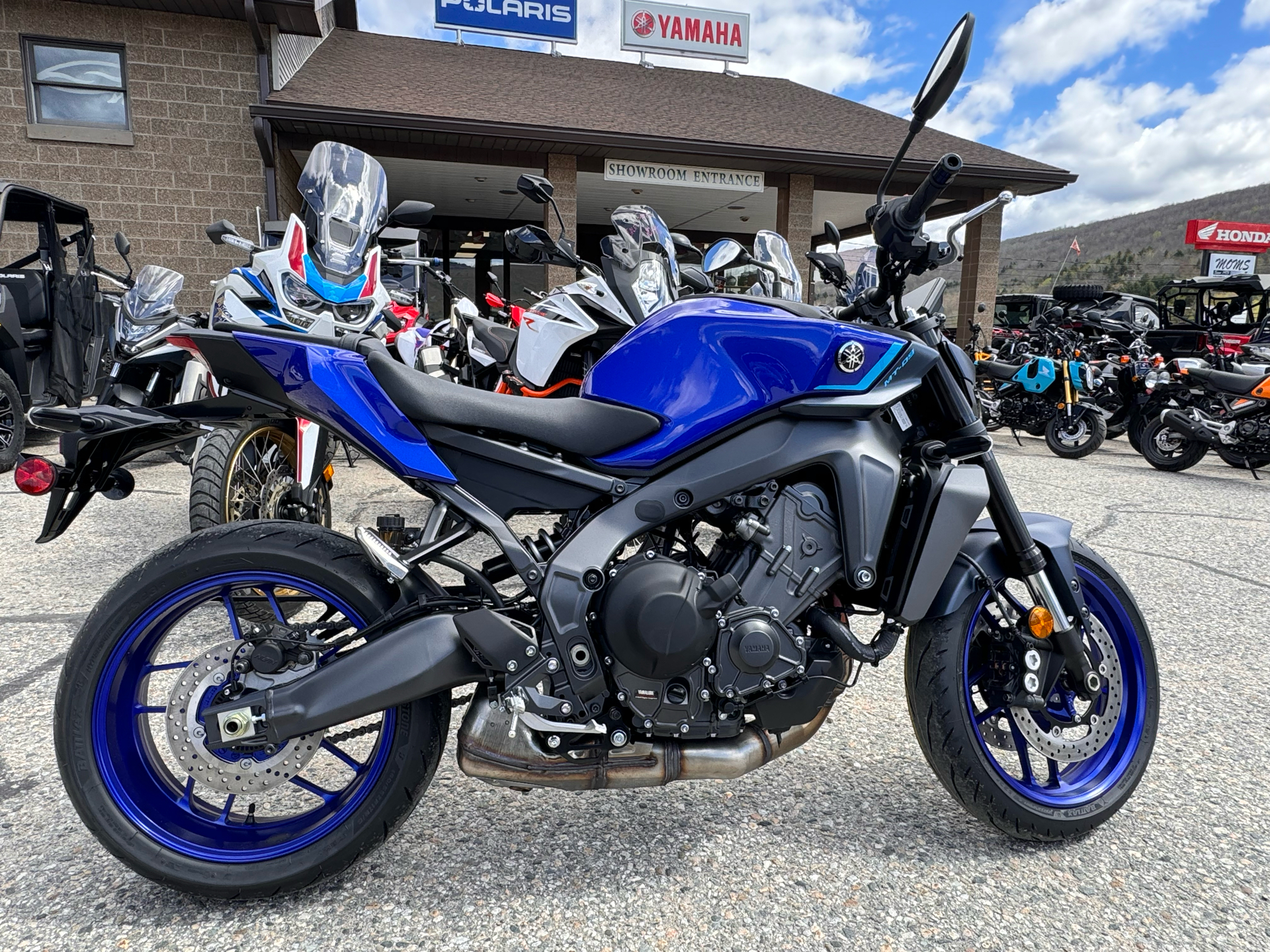 2024 Yamaha MT-09 in Gorham, New Hampshire - Photo 10