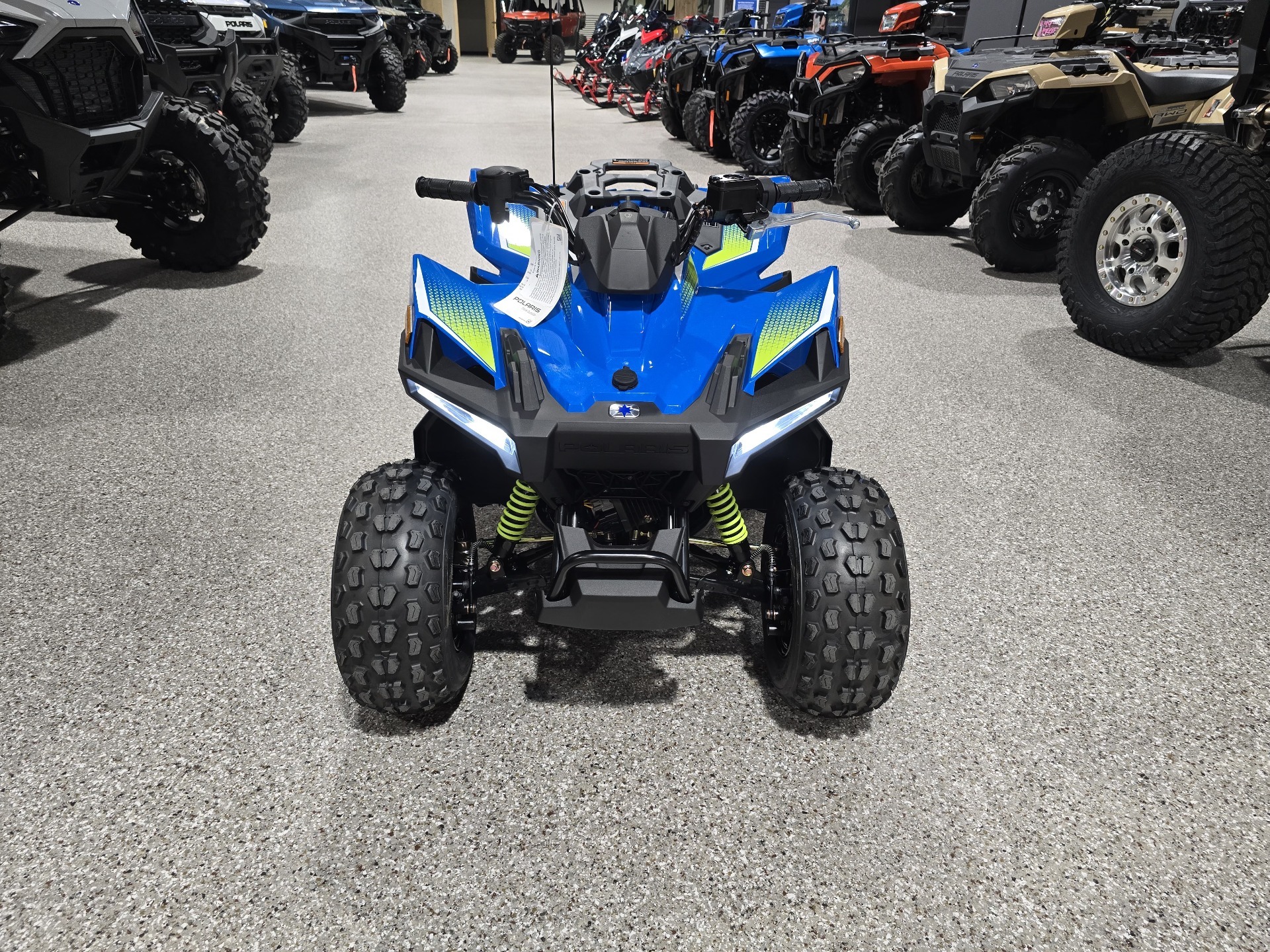 2025 Polaris Outlaw 70 EFI in Gorham, New Hampshire - Photo 2