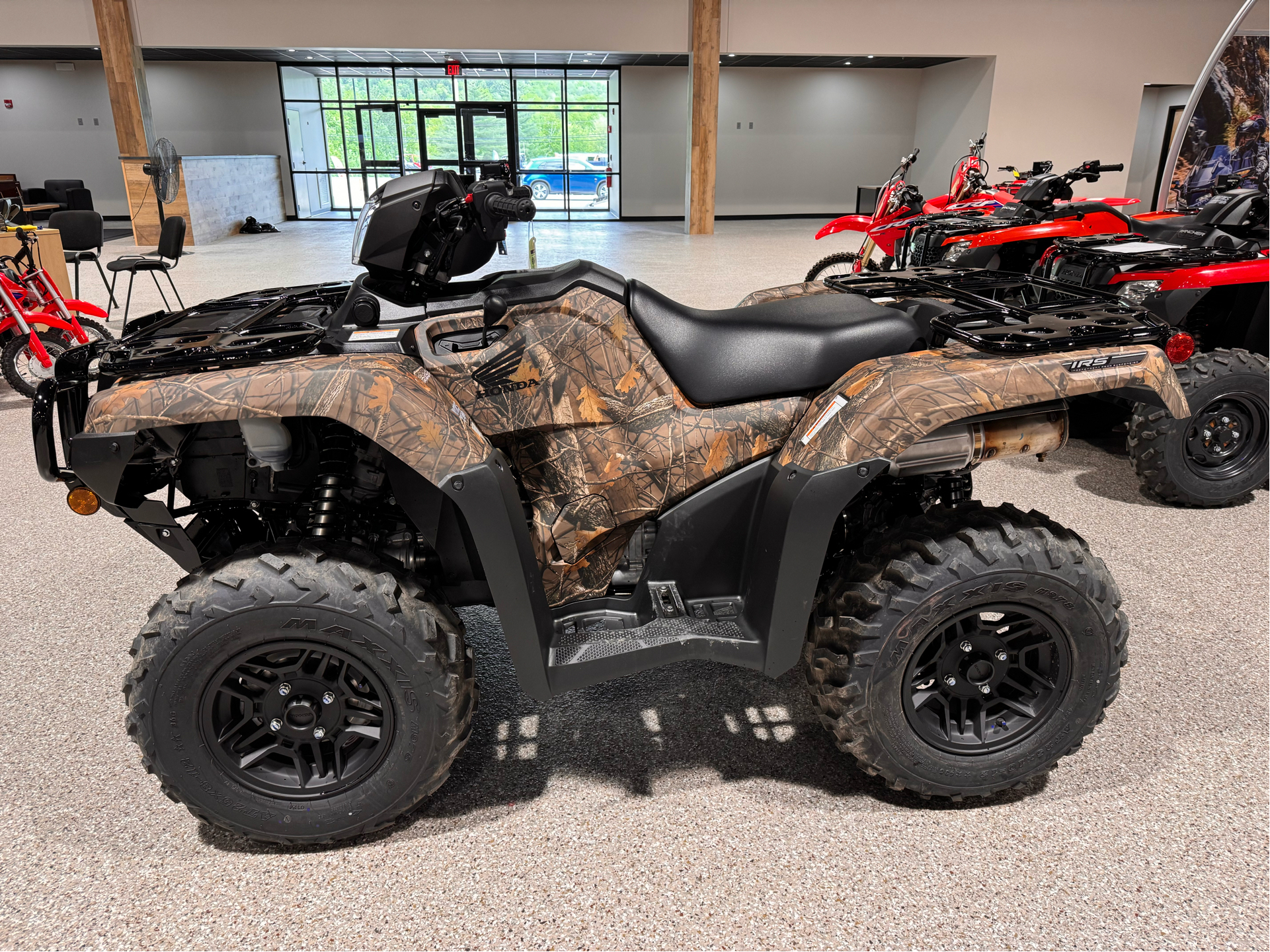 2024 Honda FourTrax Foreman Rubicon 4x4 Automatic DCT EPS Deluxe in Gorham, New Hampshire - Photo 2