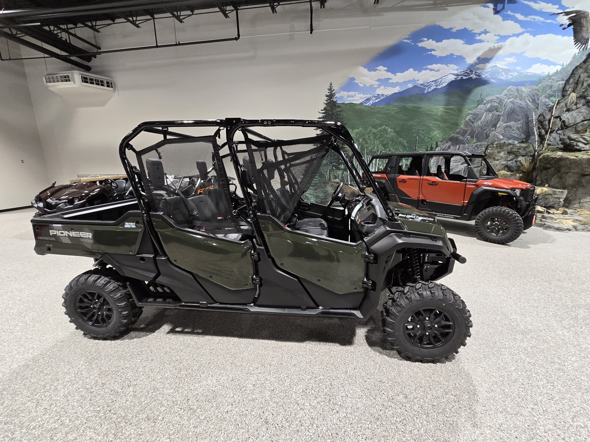 2024 Honda Pioneer 1000-6 Deluxe Crew in Gorham, New Hampshire - Photo 4