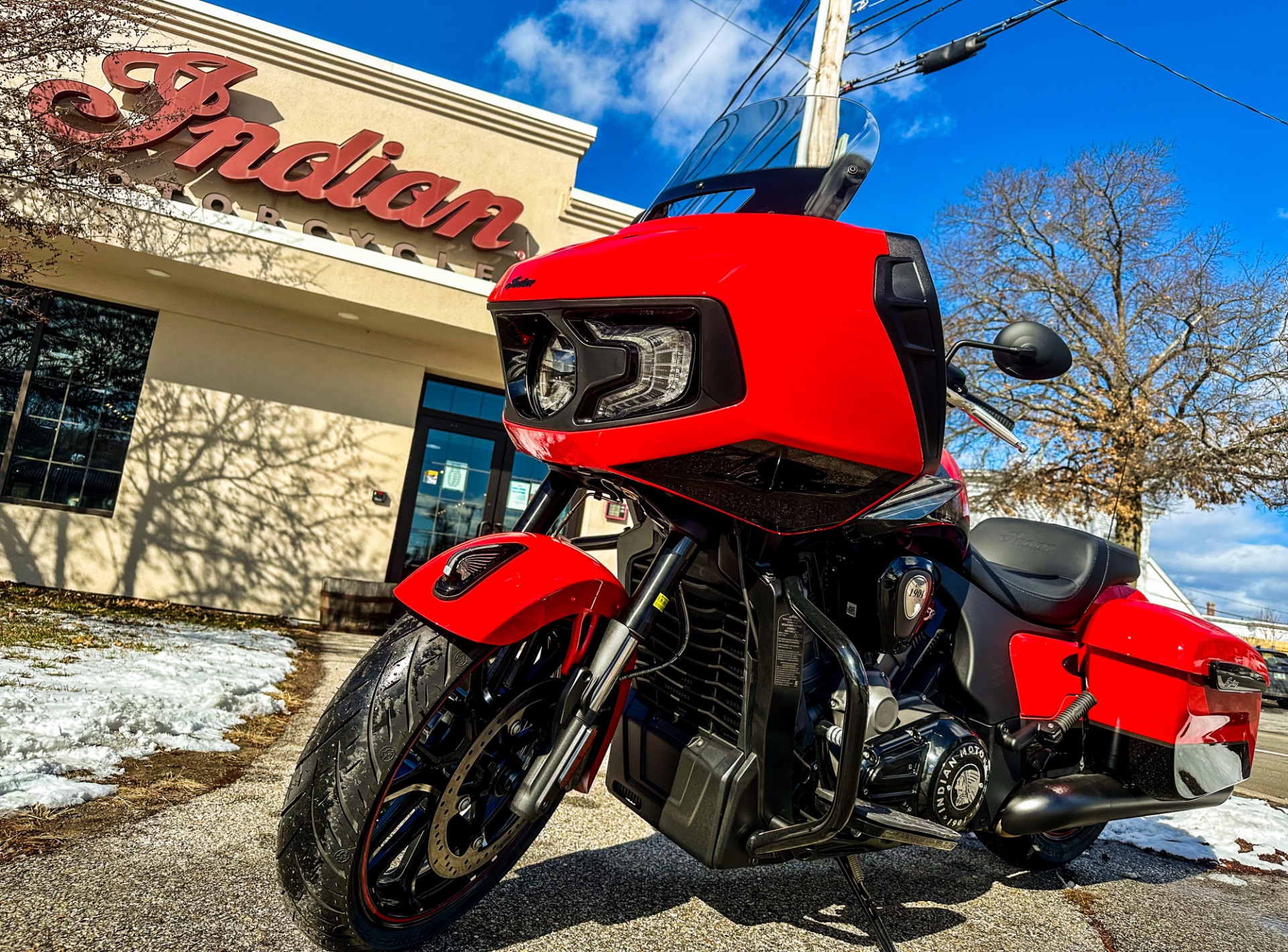 2023 Indian Motorcycle Challenger® Dark Horse® in Manchester, New Hampshire - Photo 4