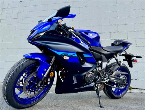 2024 Yamaha YZF-R7 in Manchester, New Hampshire - Photo 34