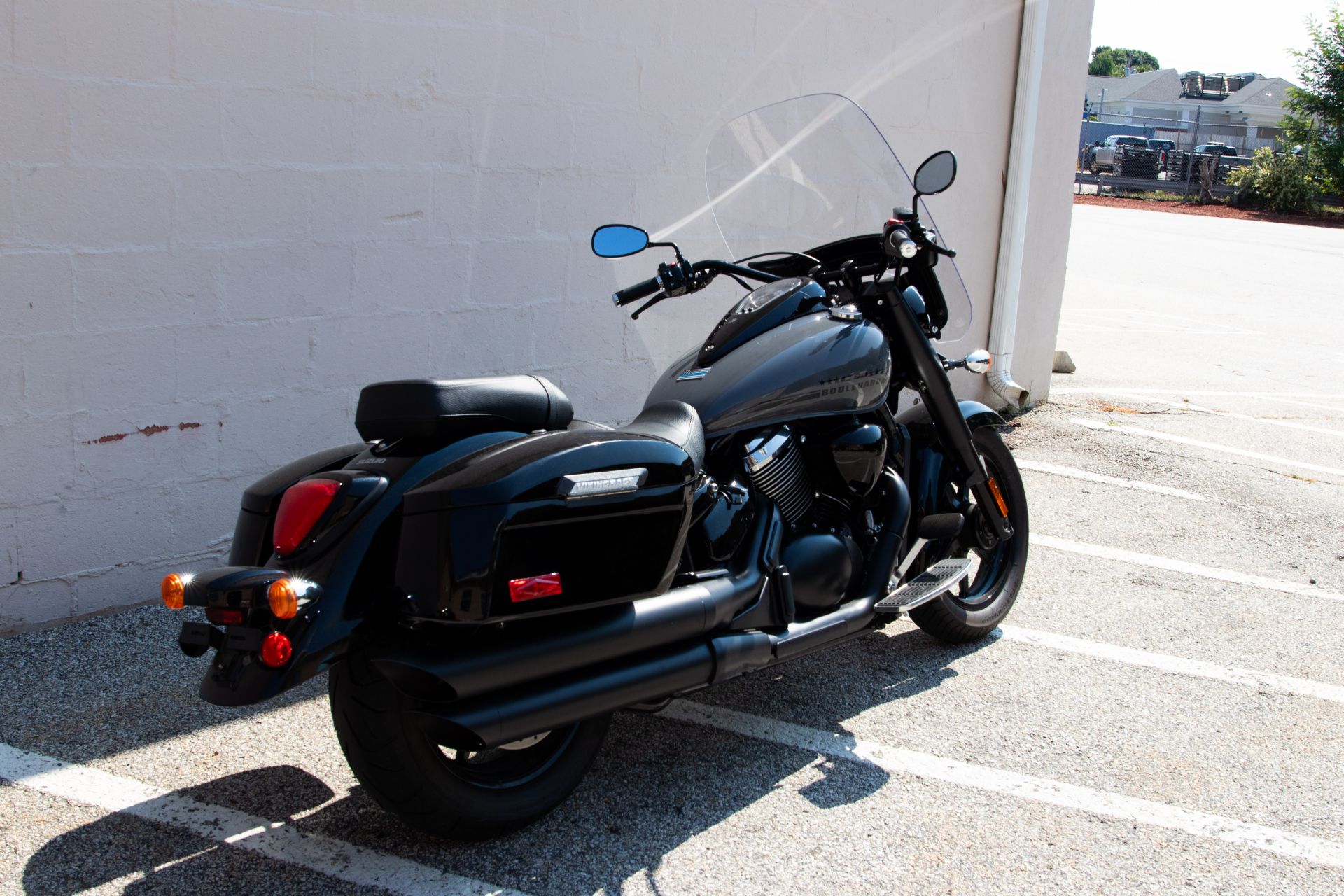 2018 Suzuki Boulevard C90 B.O.S.S. in Manchester, New Hampshire - Photo 6