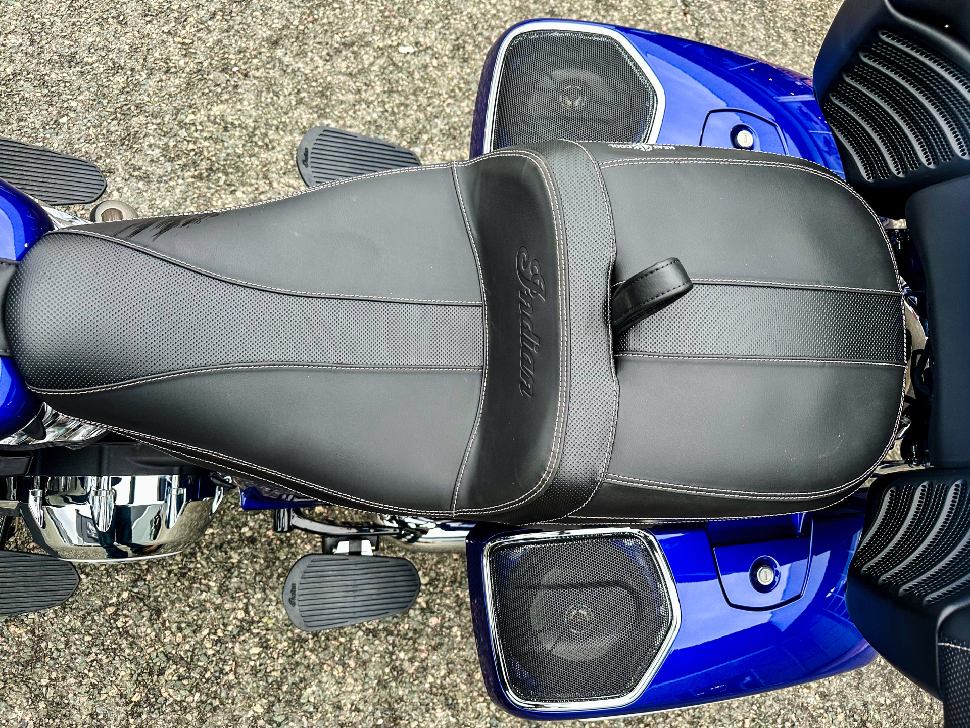 2024 Indian Motorcycle Roadmaster® Limited with PowerBand Audio Package in Manchester, New Hampshire - Photo 32