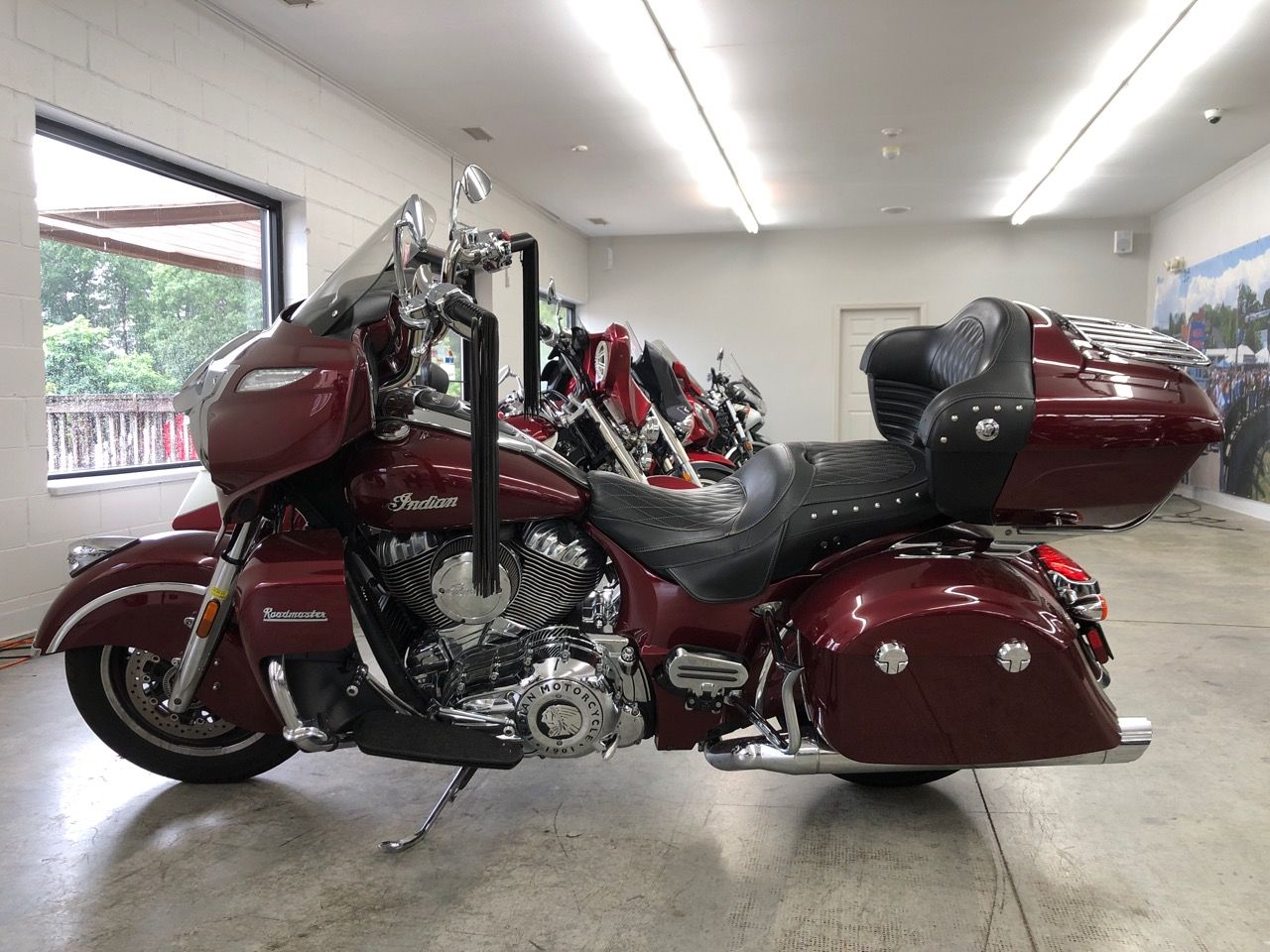2017 Indian Motorcycle Roadmaster® in Manchester, New Hampshire - Photo 2