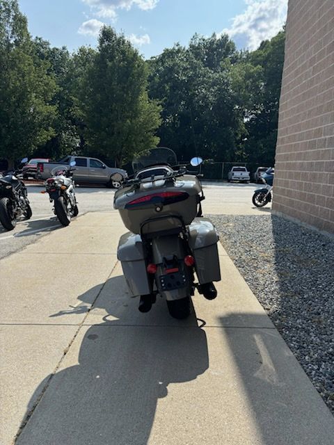 2023 Indian Motorcycle Pursuit® Dark Horse® Icon with Premium Package in Manchester, New Hampshire - Photo 8