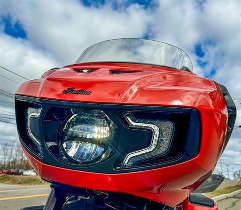 2024 Indian Motorcycle Challenger® Dark Horse® Icon with PowerBand Audio Package in Manchester, New Hampshire - Photo 8