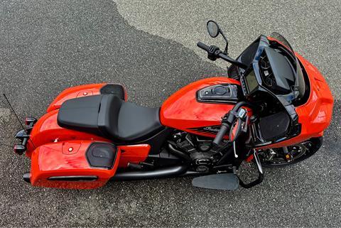 2024 Indian Motorcycle Challenger® Dark Horse® Icon with PowerBand Audio Package in Manchester, New Hampshire - Photo 11