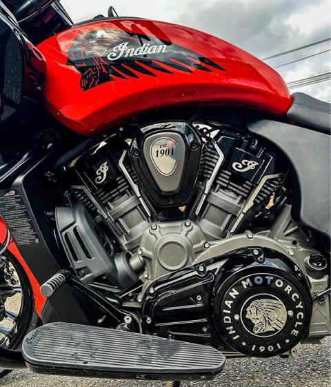 2024 Indian Motorcycle Challenger® Dark Horse® Icon with PowerBand Audio Package in Manchester, New Hampshire - Photo 25