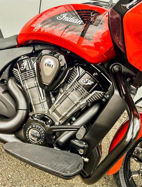 2024 Indian Motorcycle Challenger® Dark Horse® Icon with PowerBand Audio Package in Manchester, New Hampshire - Photo 27