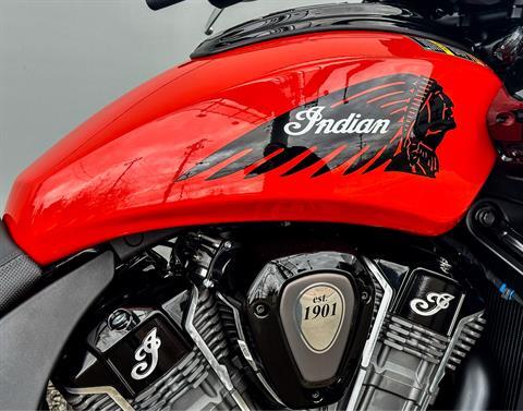 2024 Indian Motorcycle Challenger® Dark Horse® Icon with PowerBand Audio Package in Manchester, New Hampshire - Photo 6