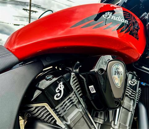 2024 Indian Motorcycle Challenger® Dark Horse® Icon with PowerBand Audio Package in Manchester, New Hampshire - Photo 37